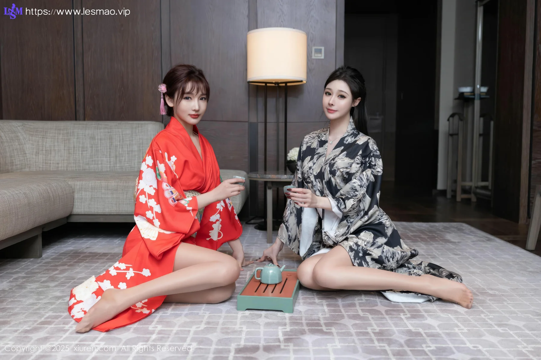 XiuRen 秀人 No.10352 小逗逗和陆萱萱 和服激情互动 - 1