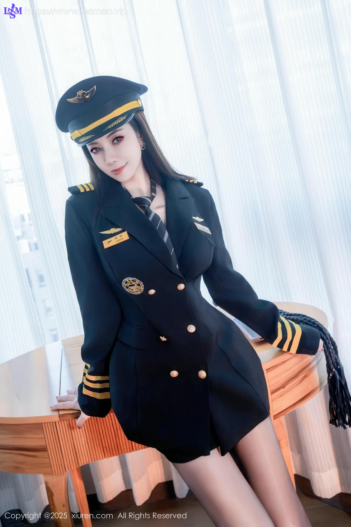 XiuRen 秀人 No.10580 果儿Victoria 制服美腿熟女 - 9