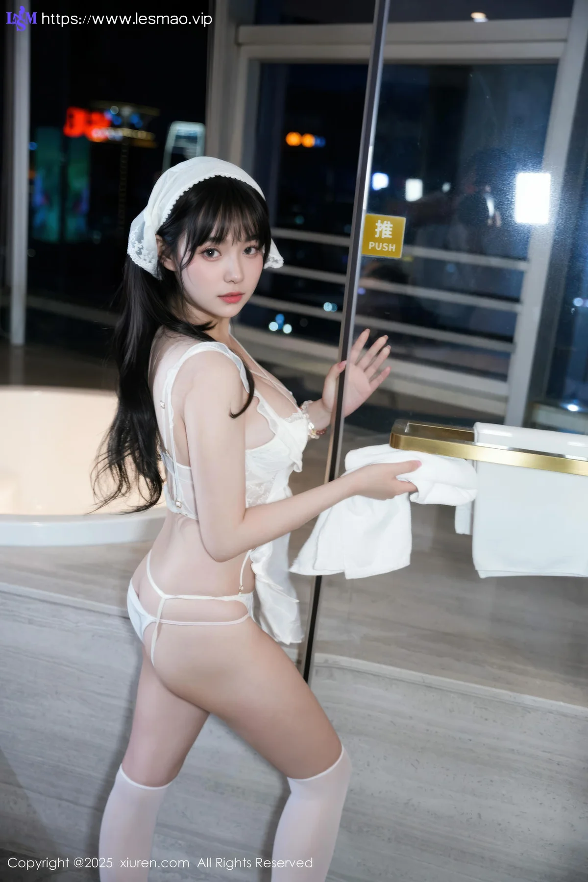 XiuRen 秀人 No.10631 软情 白色女仆装扮 - 1