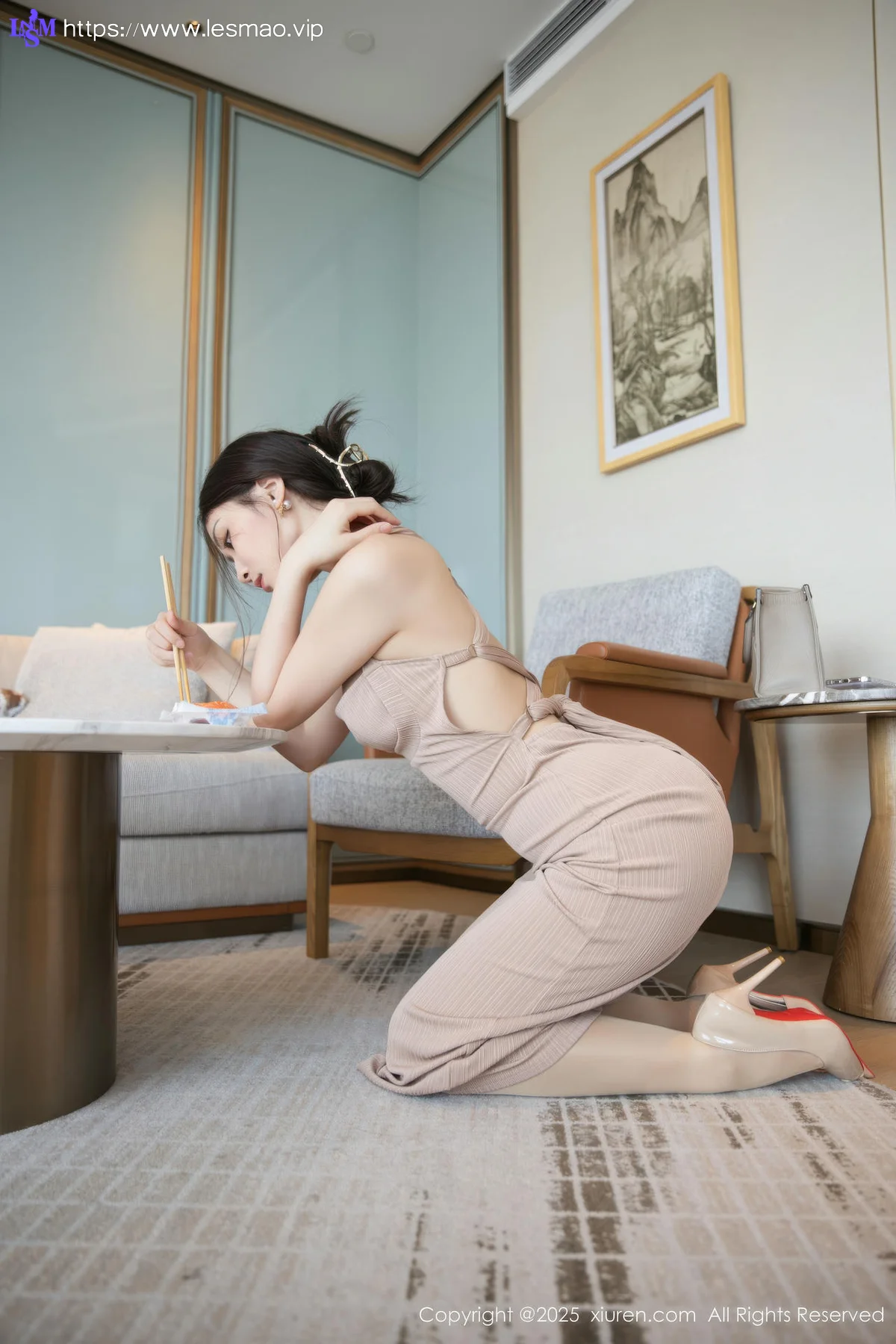 XiuRen 秀人 No.10678 刘婷婷 肉色连衣裙 - 3