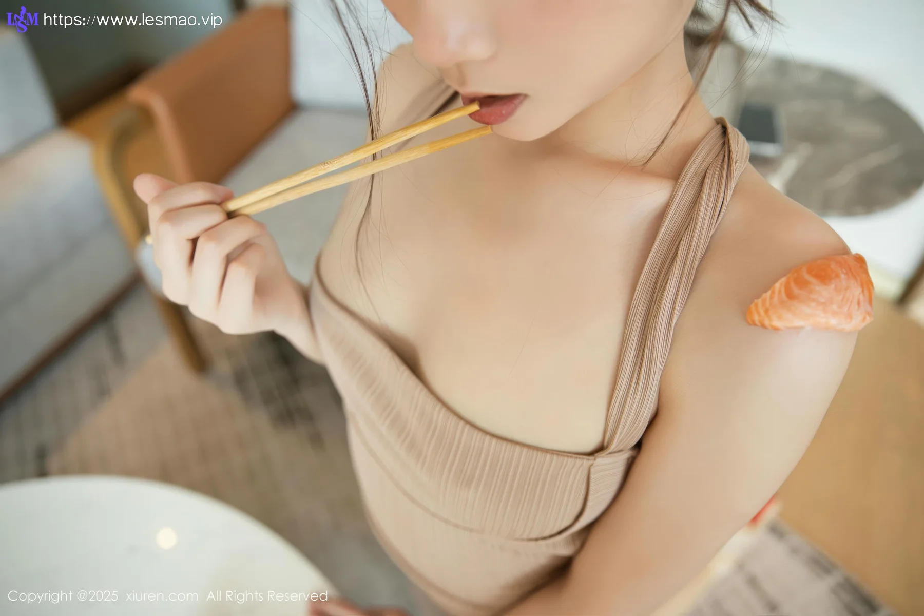 XiuRen 秀人 No.10678 刘婷婷 肉色连衣裙 - 6