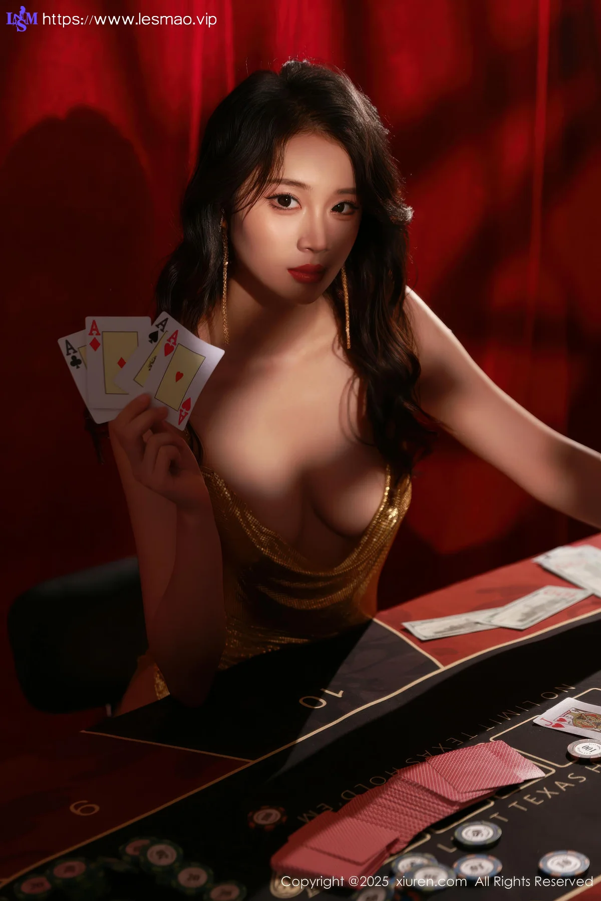 XiuRen 秀人 No.10681 南乔 金色吊带情趣内衣 - 4