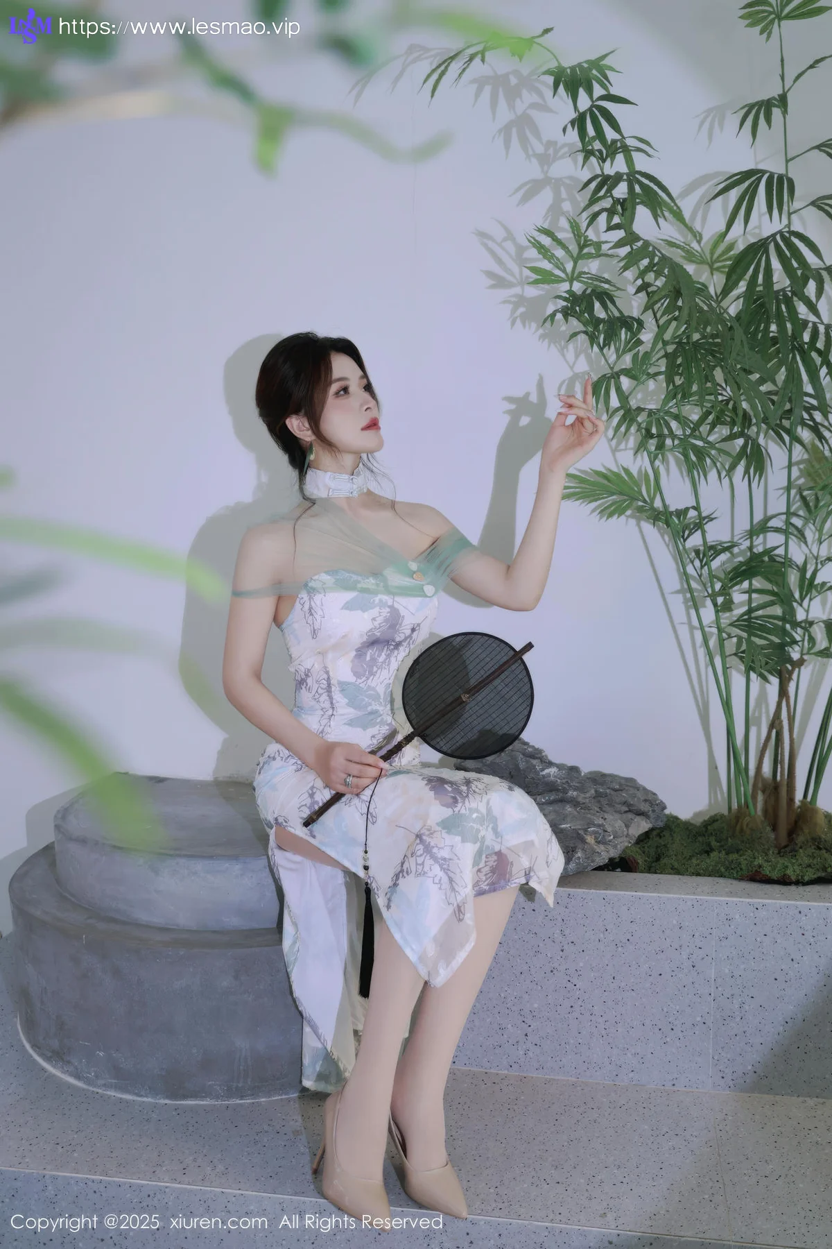 XiuRen 秀人 No.10694 阿依莎  浅色古风服饰 - 3