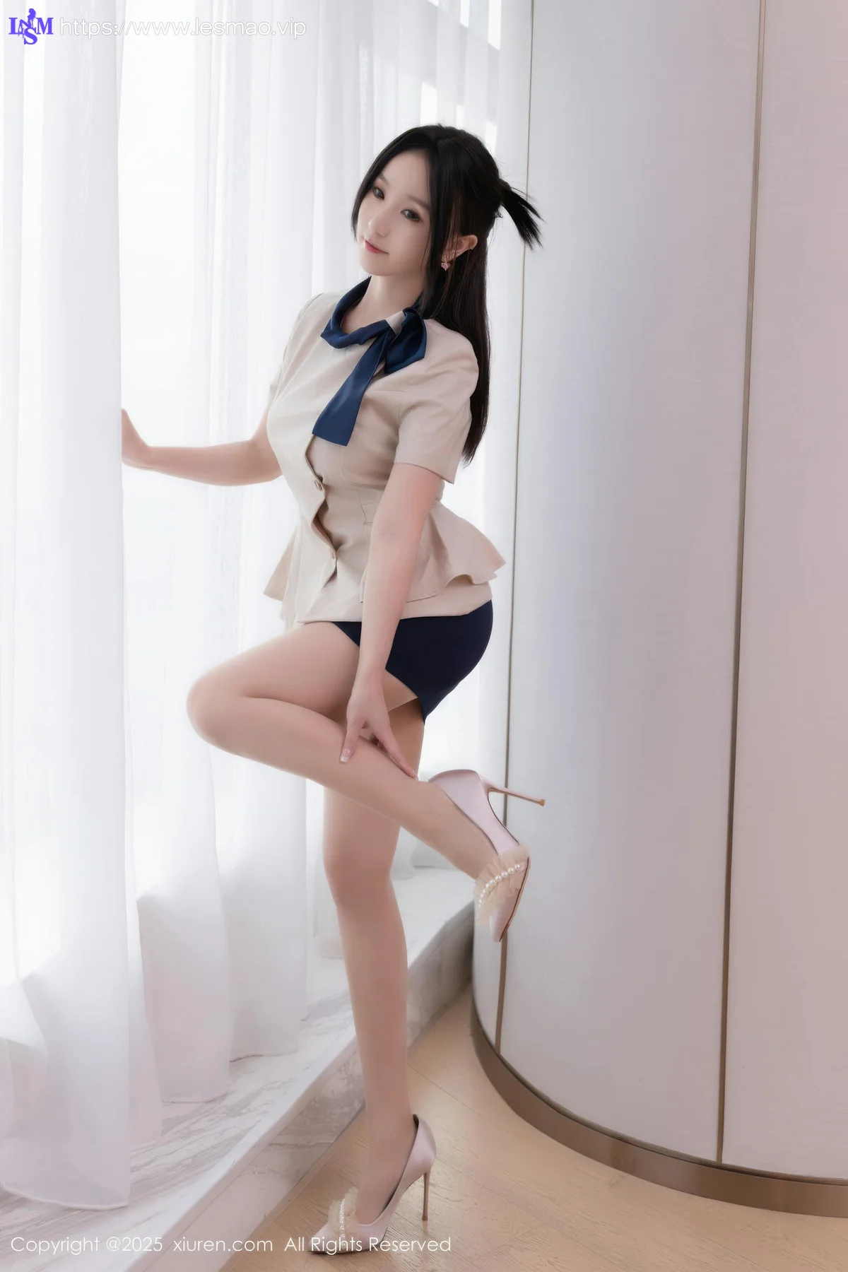 XiuRen 秀人 No.10697 杏子Yada 诱人肉色丝袜 - 8