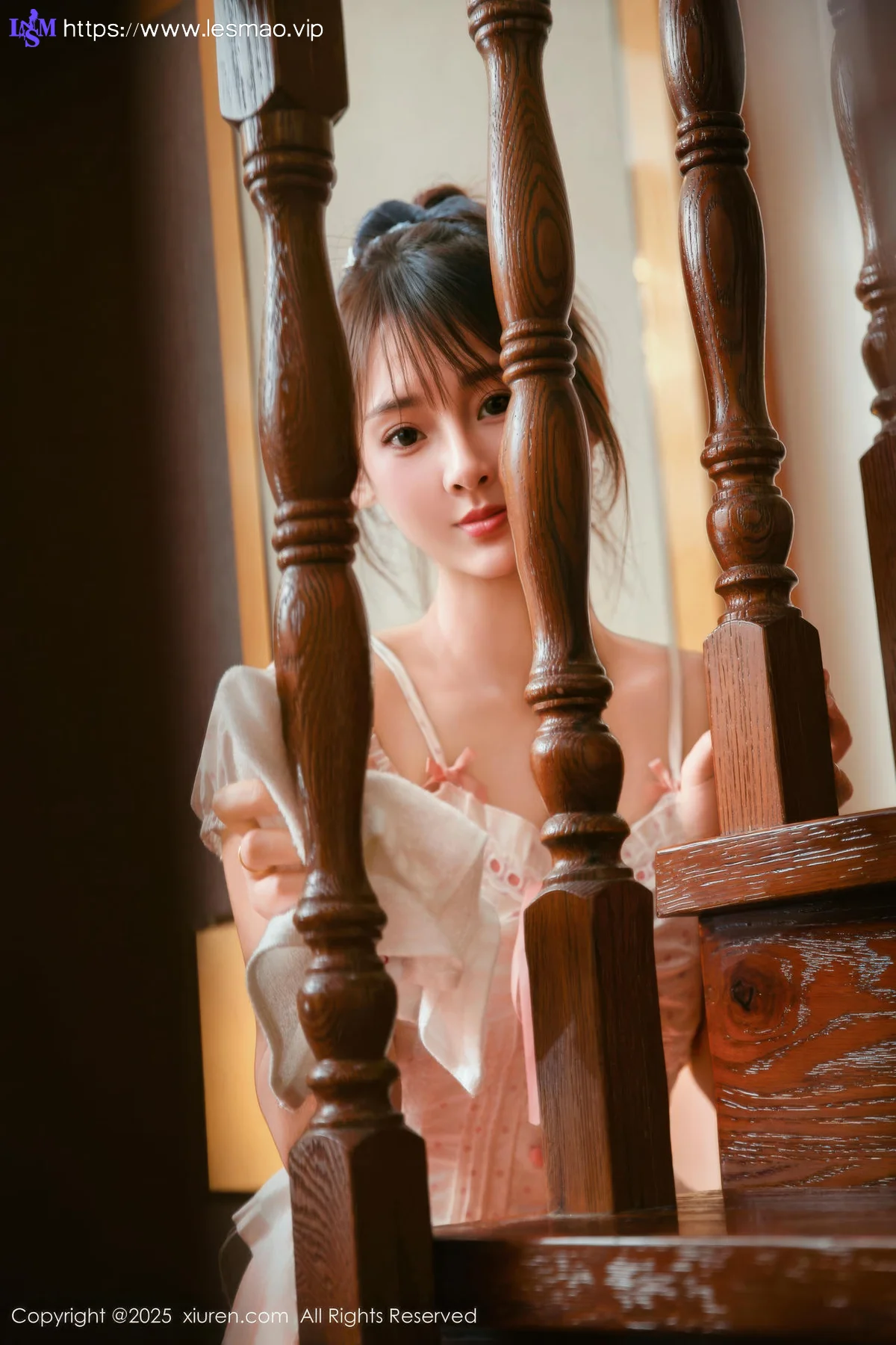 XiuRen 秀人 No.10730 炎恬 短裙少女香肩 - 1