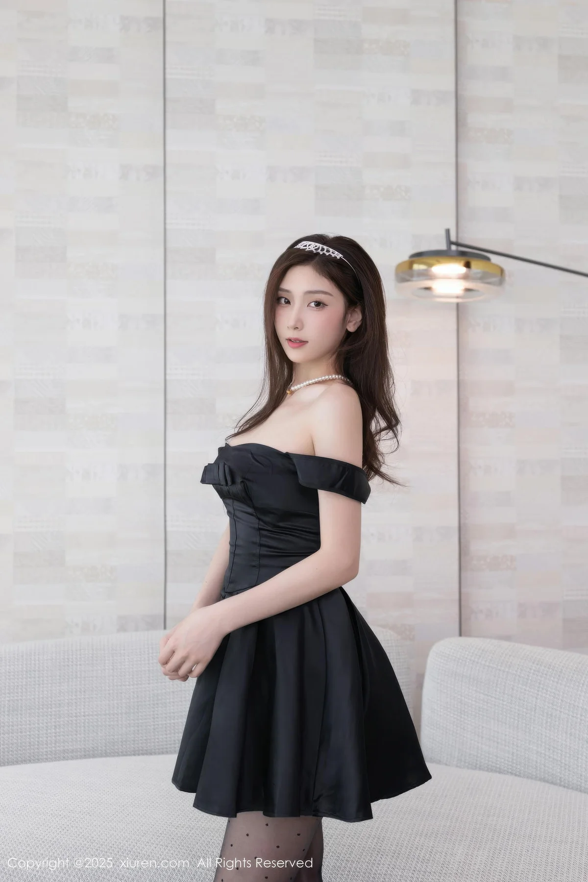 XiuRen 秀人 No.10878 刘婷婷 黑色连衣短裙魅惑黑丝 - 5