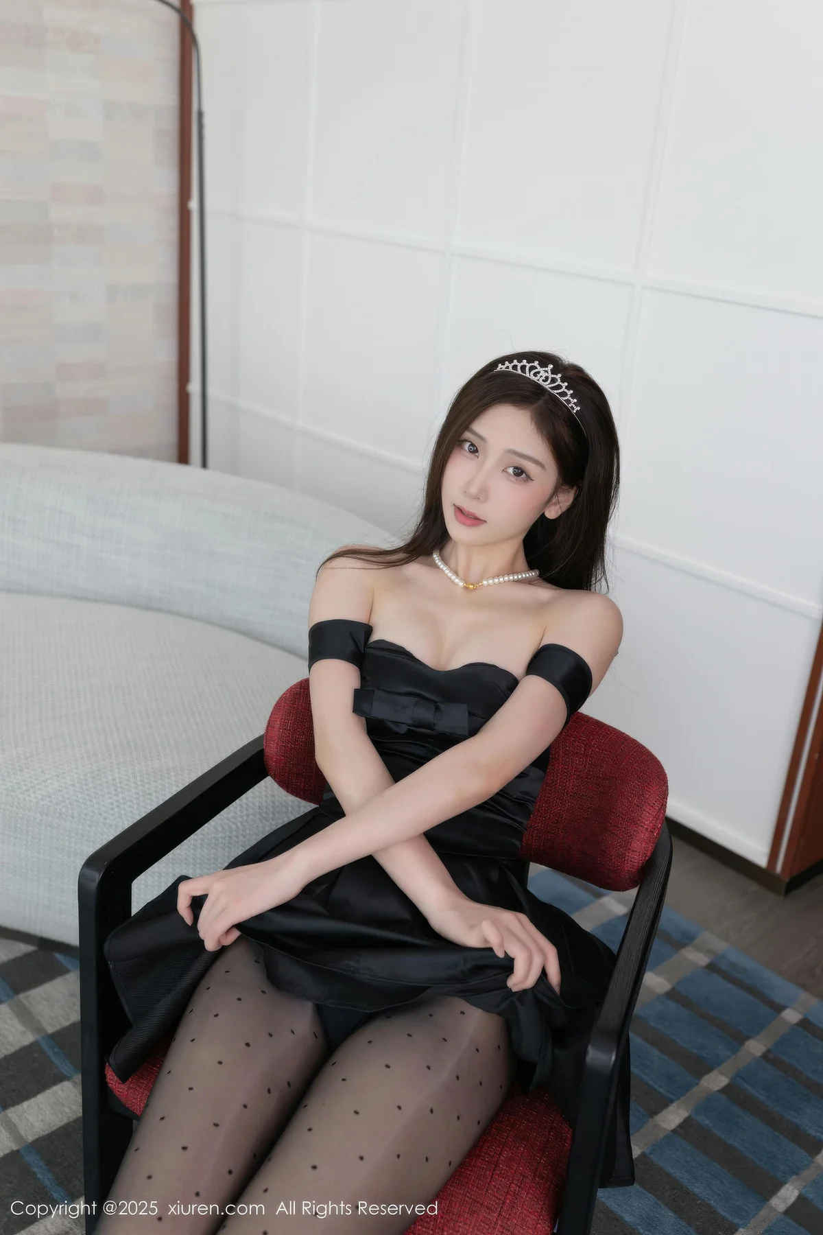 XiuRen 秀人 No.10878 刘婷婷 黑色连衣短裙魅惑黑丝 - 5