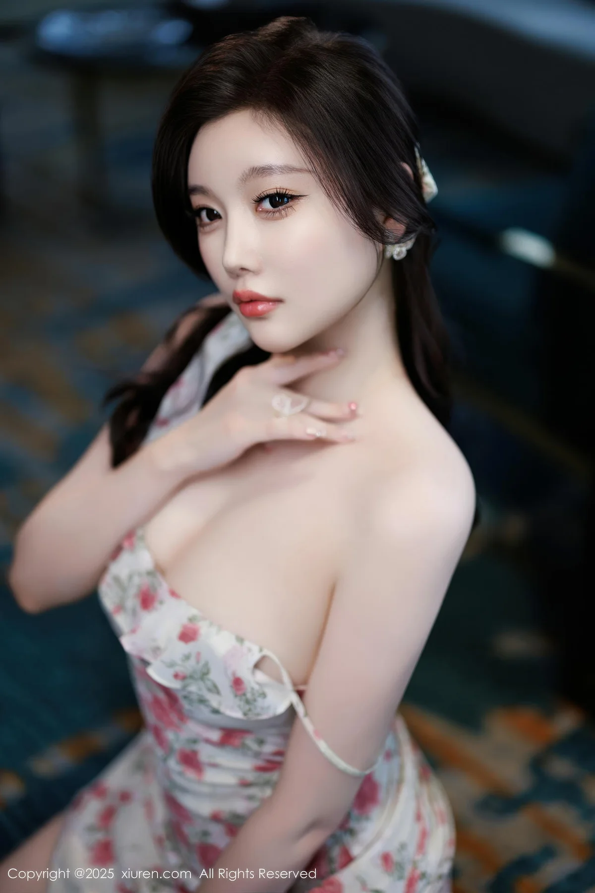 XiuRen 秀人 No.10977 CHENCHEN 性感碎花连衣裙西安旅拍 - 7