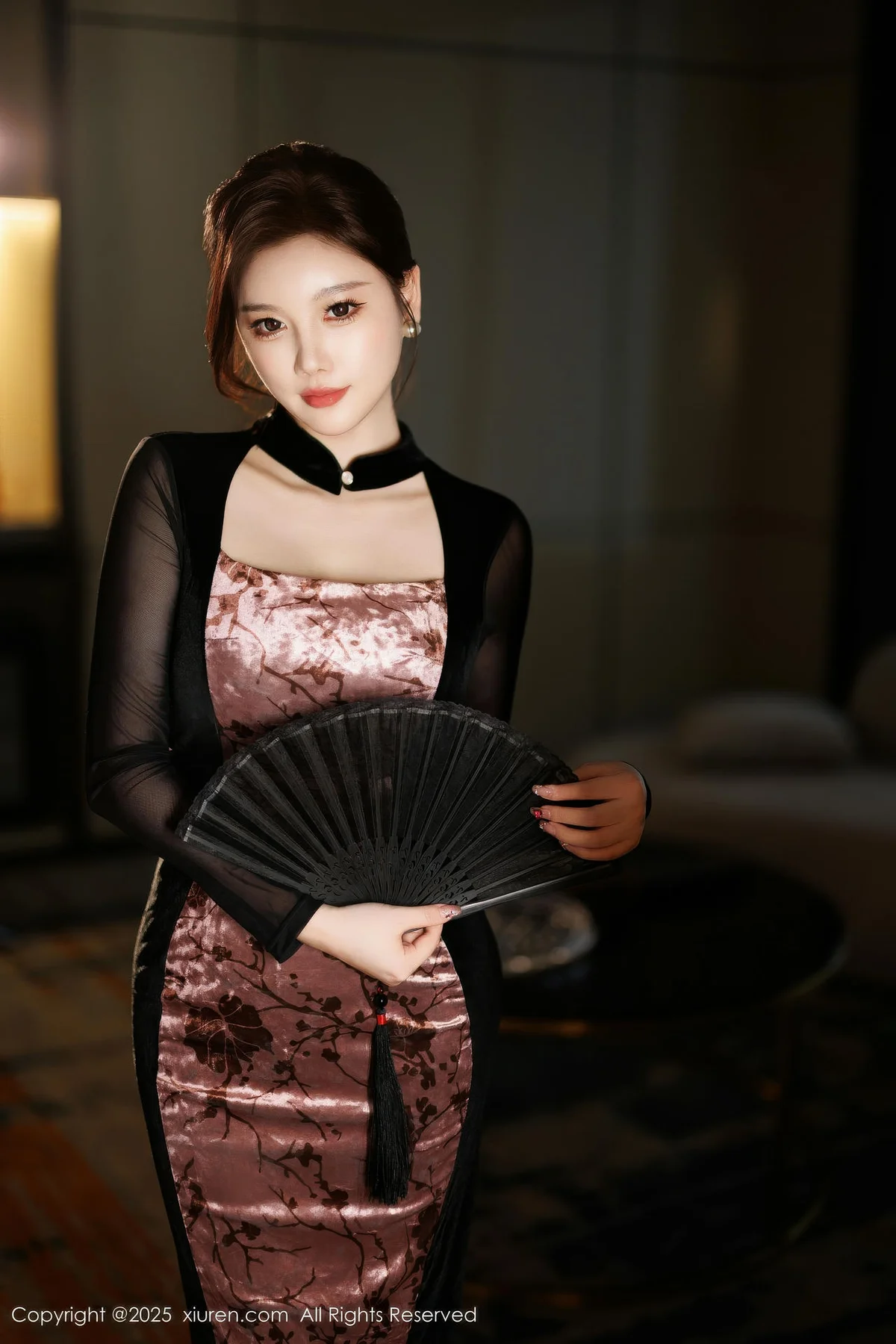 XiuRen 秀人 No.11013 CHENCHEN 修身旗袍西安旅拍写真发布 - 2