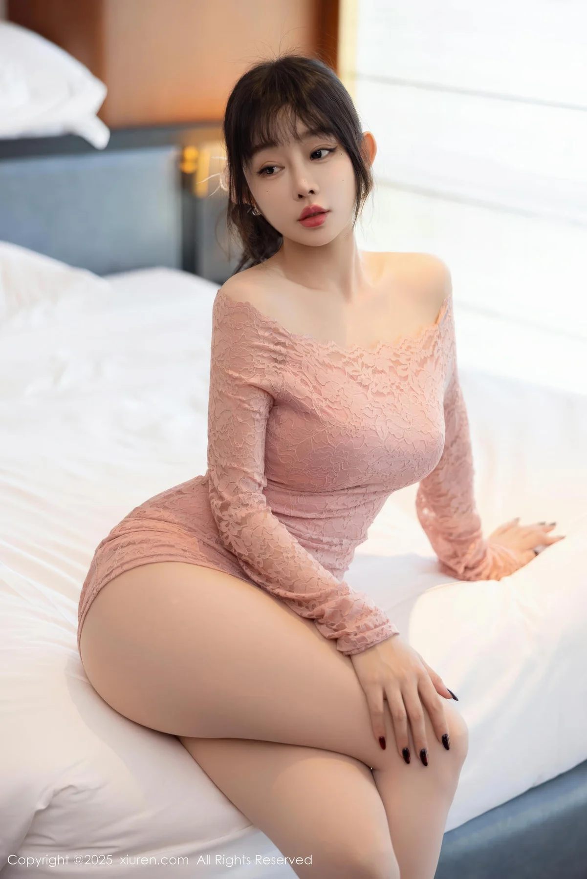 XiuRen 秀人 No.11043 王羽纯 短裙诱人原色丝袜 - 6