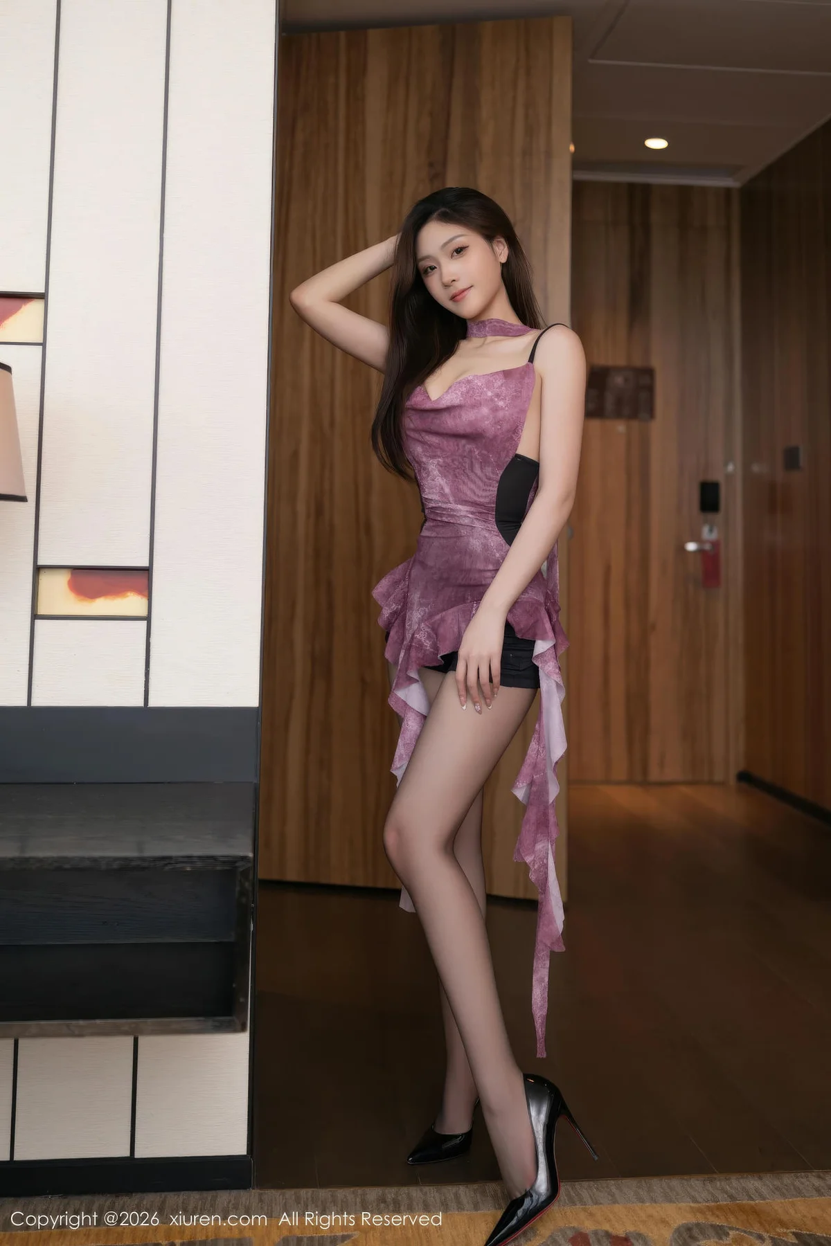 XiuRen 秀人 No.11297 刘婷婷 黑色吊带魅惑黑丝 - 7