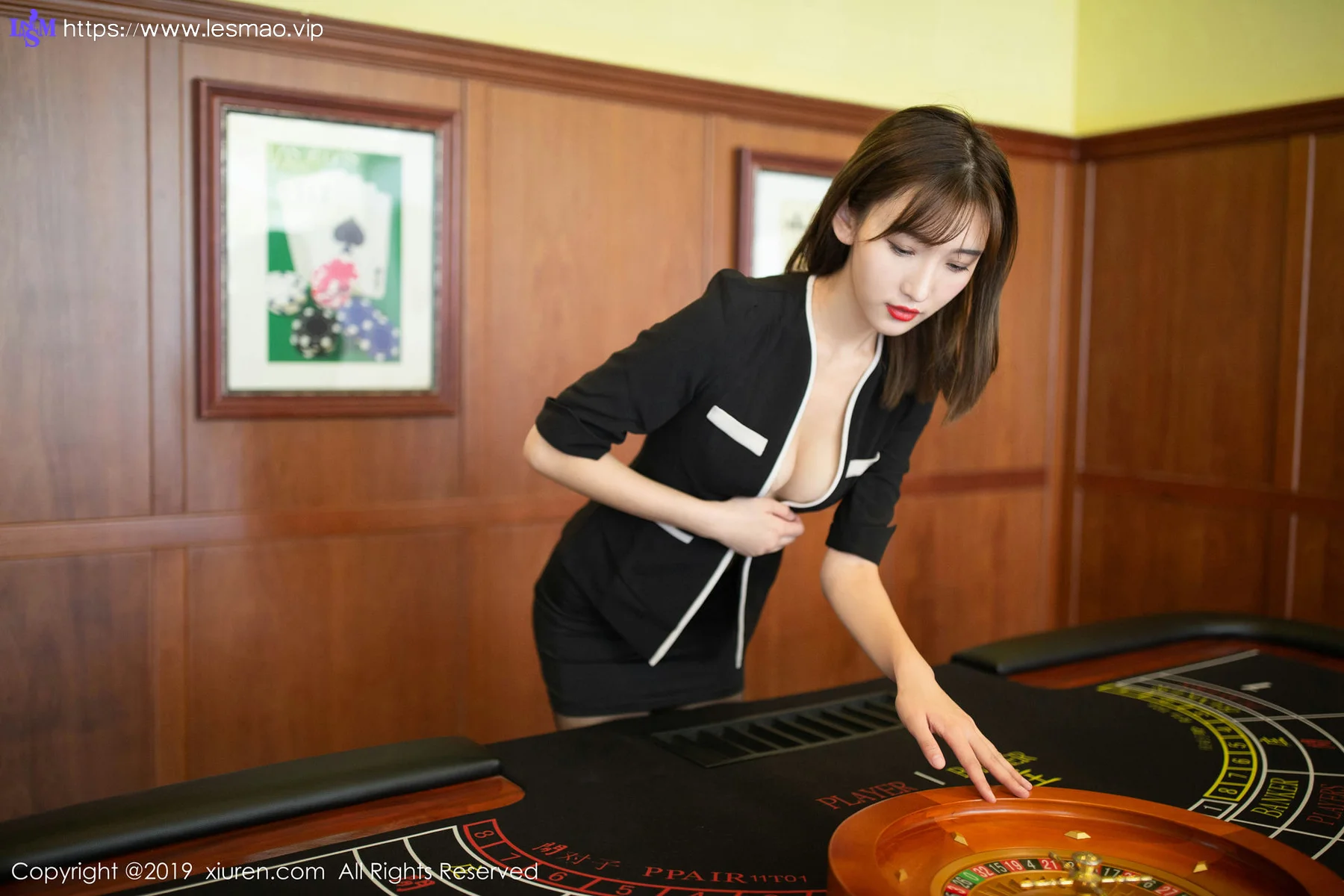 XiuRen 秀人 No.1807 陆萱萱 荷官主题写真 - 5