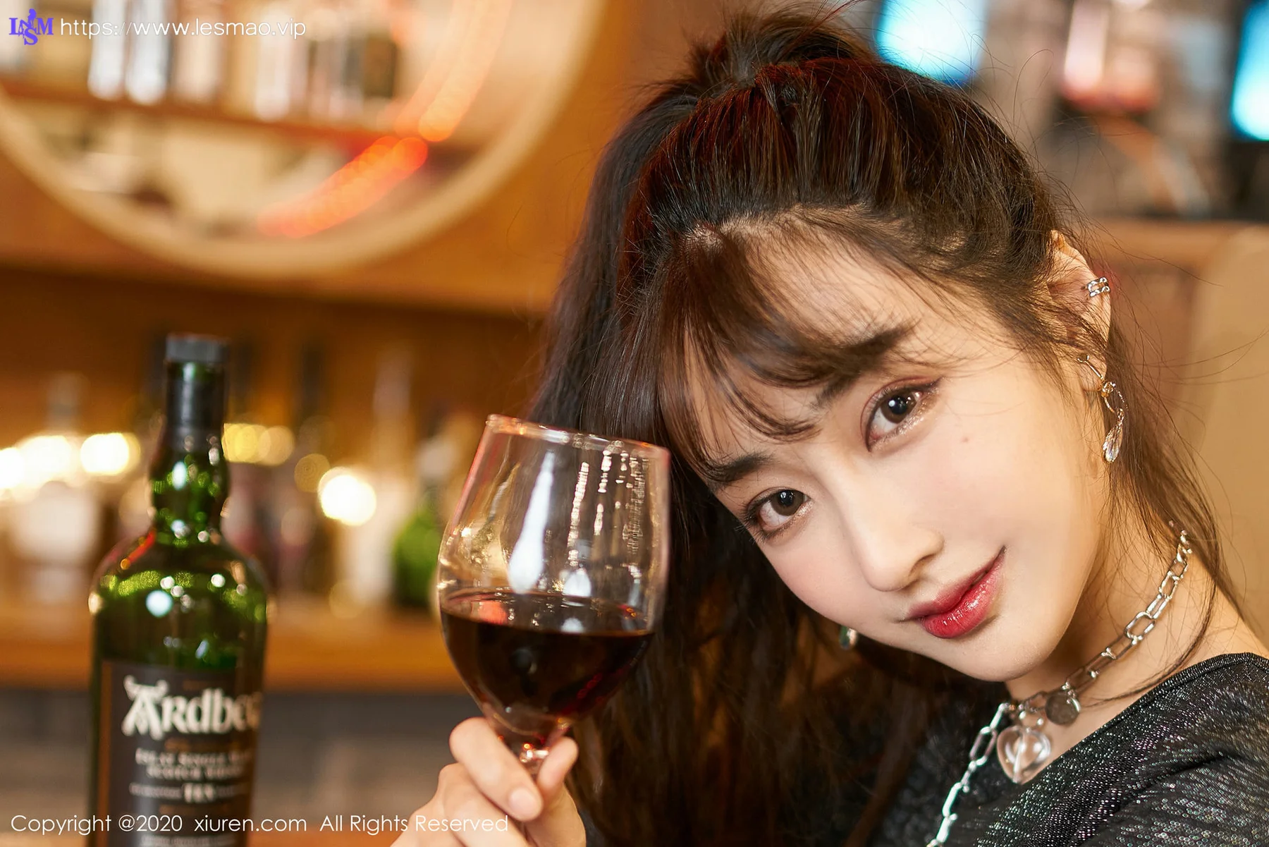 XiuRen 秀人 No.2085 酒吧主题写真 Betty林子欣 - 3