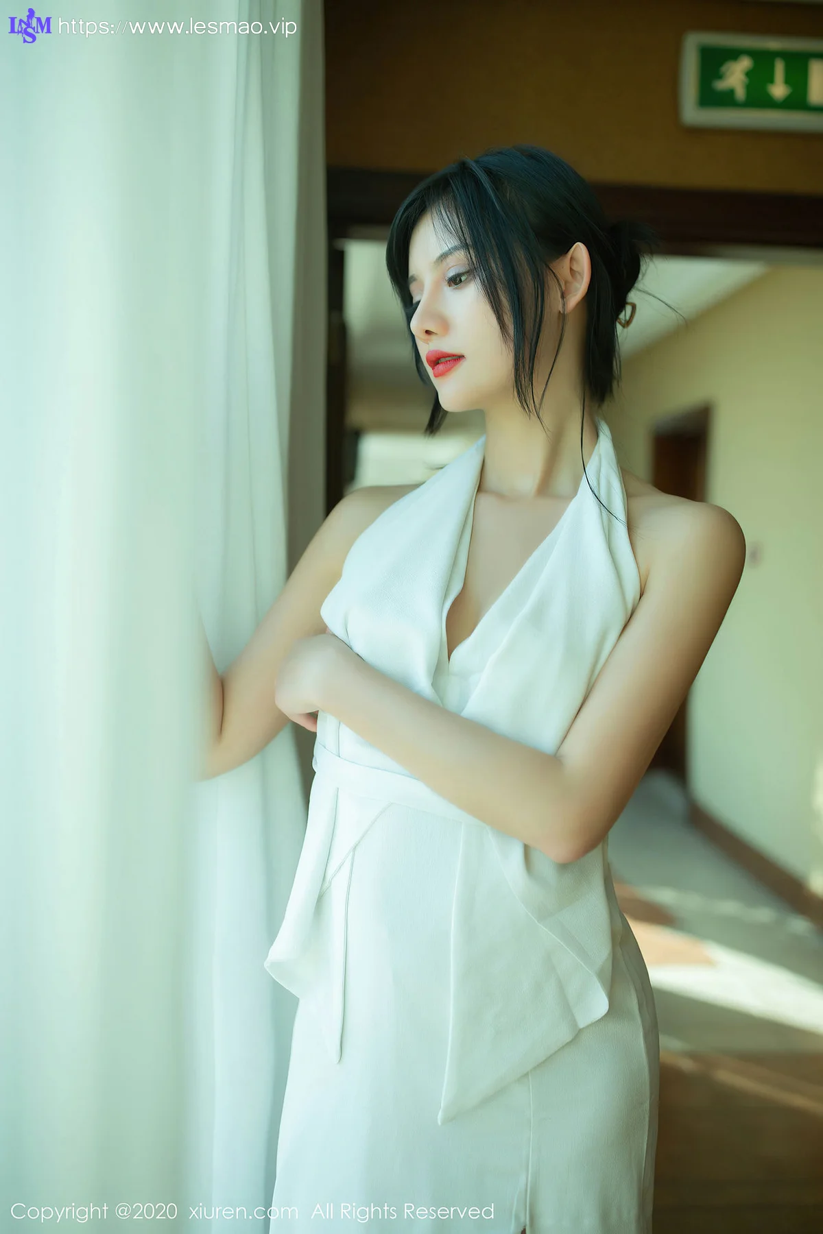 XiuRen 秀人 No.2389  就是阿朱啊 妩媚嫩模玉足 - 1