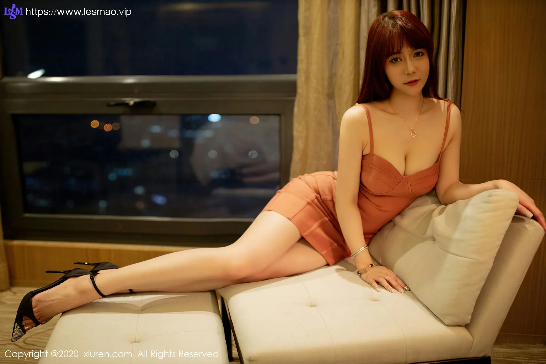 XiuRen 秀人 No.2956   吊裙何朦胧丝袜 fairy如歌 - 7