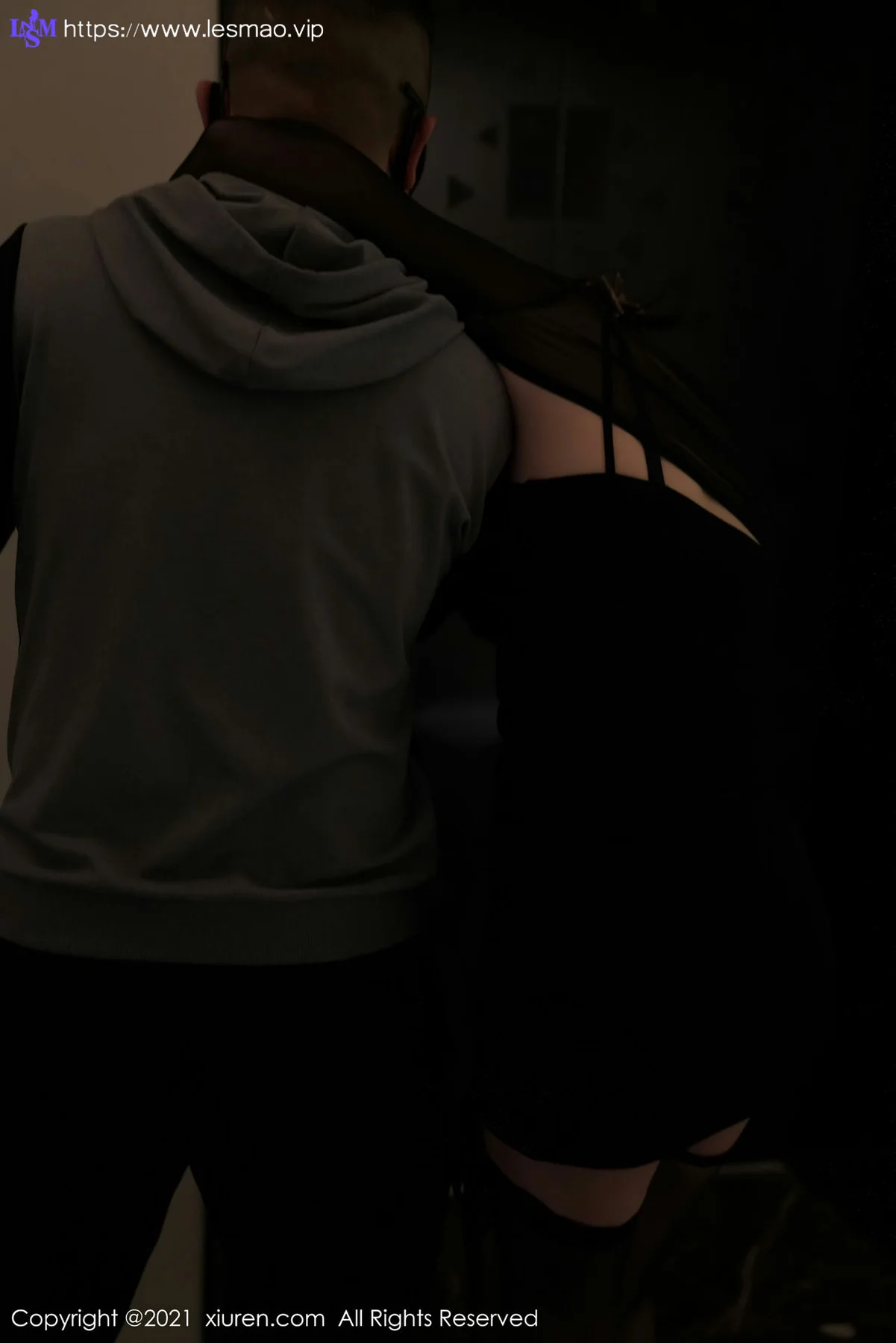 XiuRen 秀人 No.3361  参加闺蜜生日会剧情 周于希 主题写真 - 8