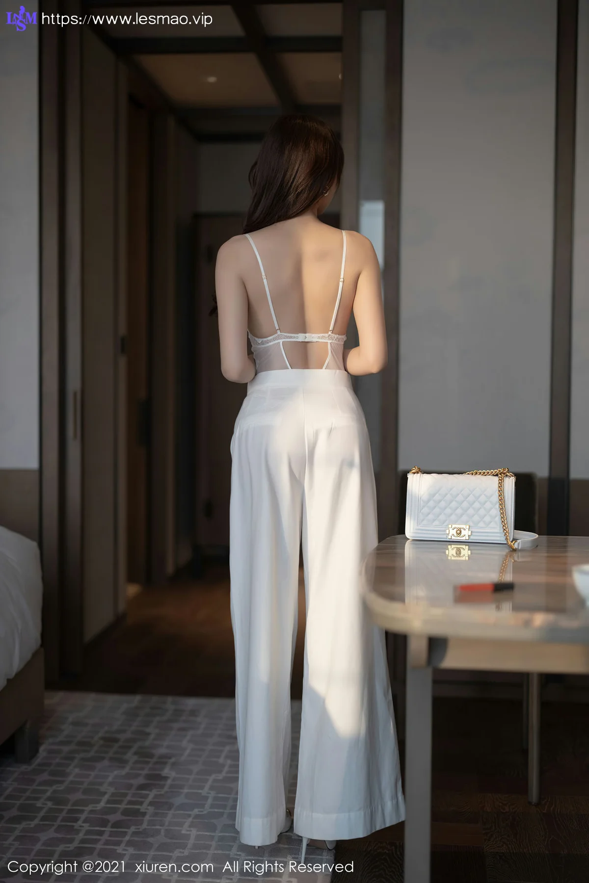 XiuRen 秀人 No.3367  芝芝Booty 精致镂空吊带写真 - 10