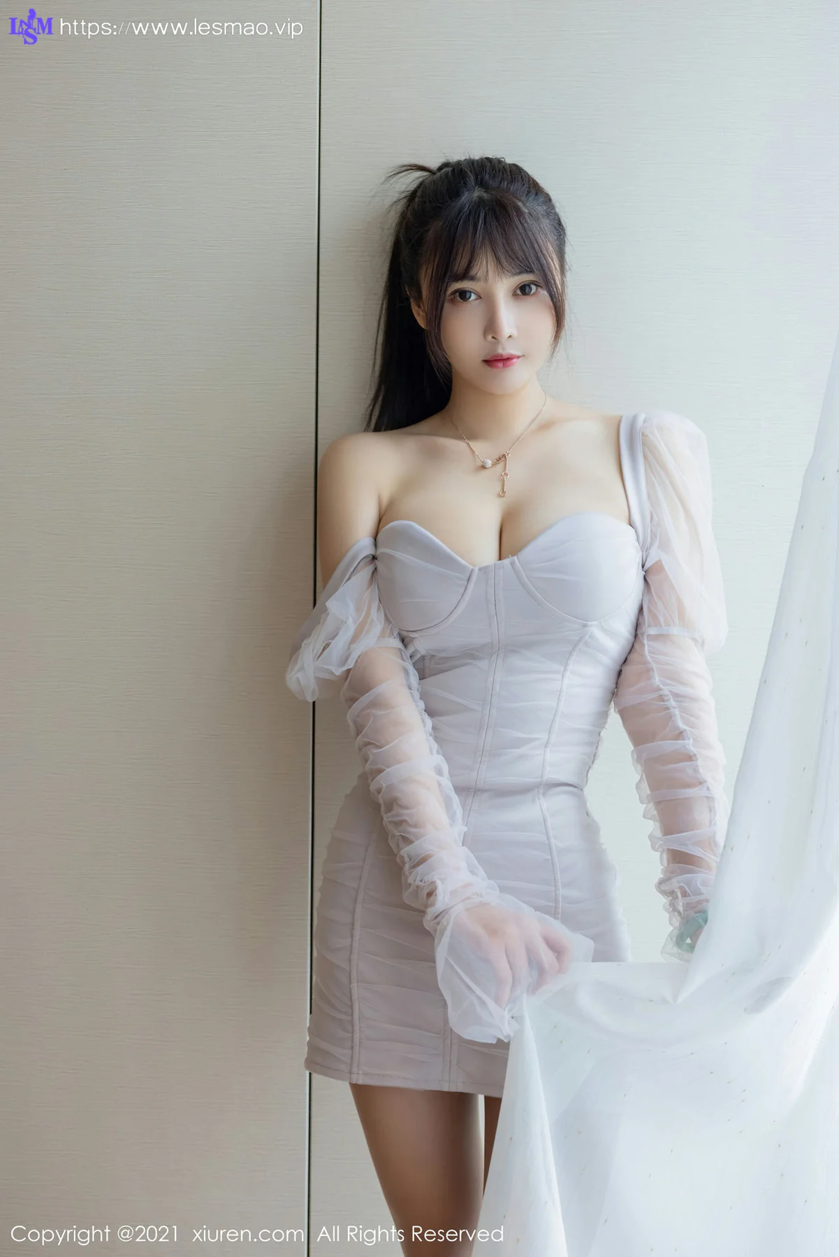 XiuRen 秀人 No.3418  V抹胸礼裙 萌奈子 性感写真 - 7