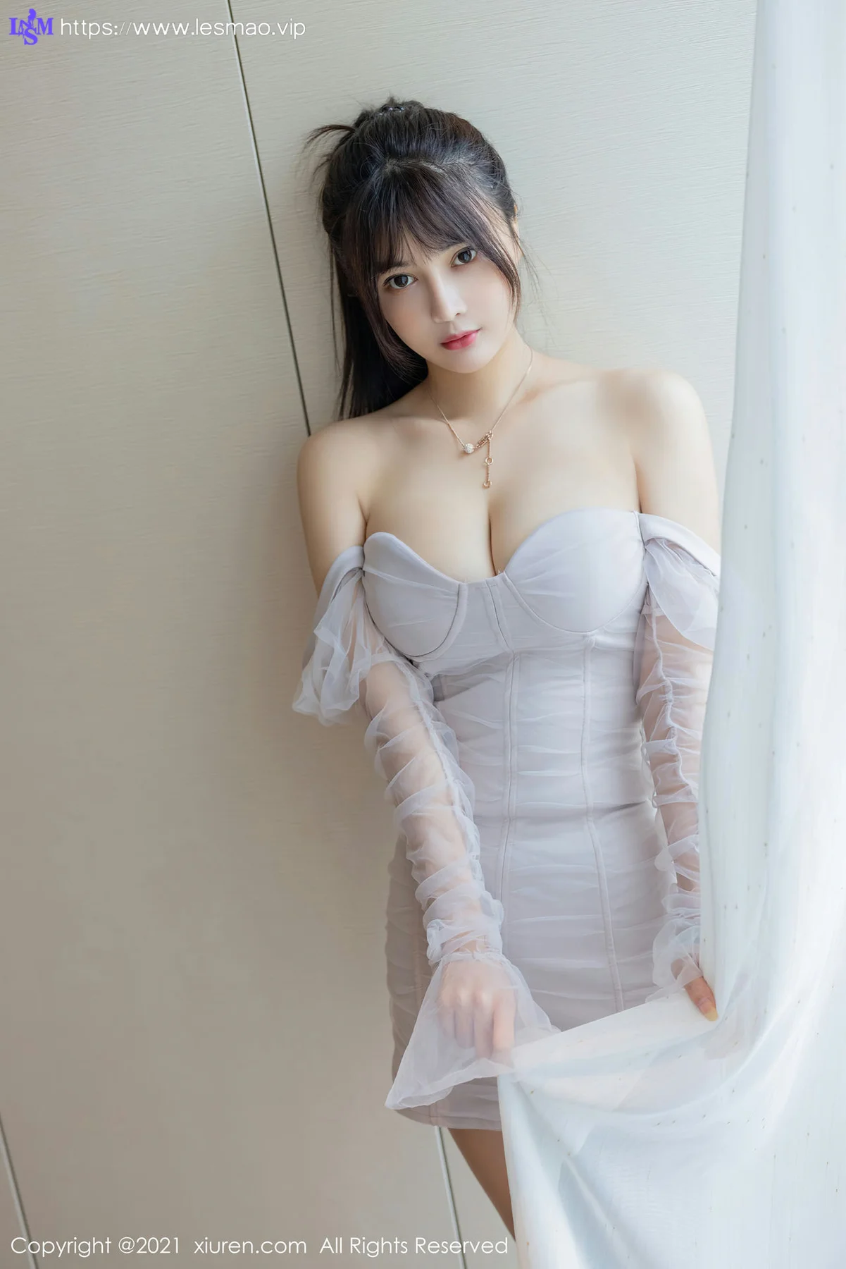XiuRen 秀人 No.3418  V抹胸礼裙 萌奈子 性感写真 - 8