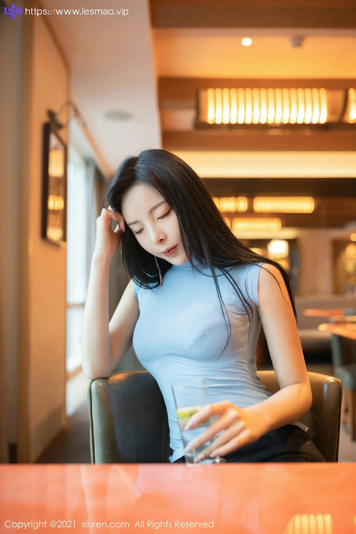 XiuRen 秀人 No.3421  网友见面主题系列 陈小喵 成都旅拍 - 3