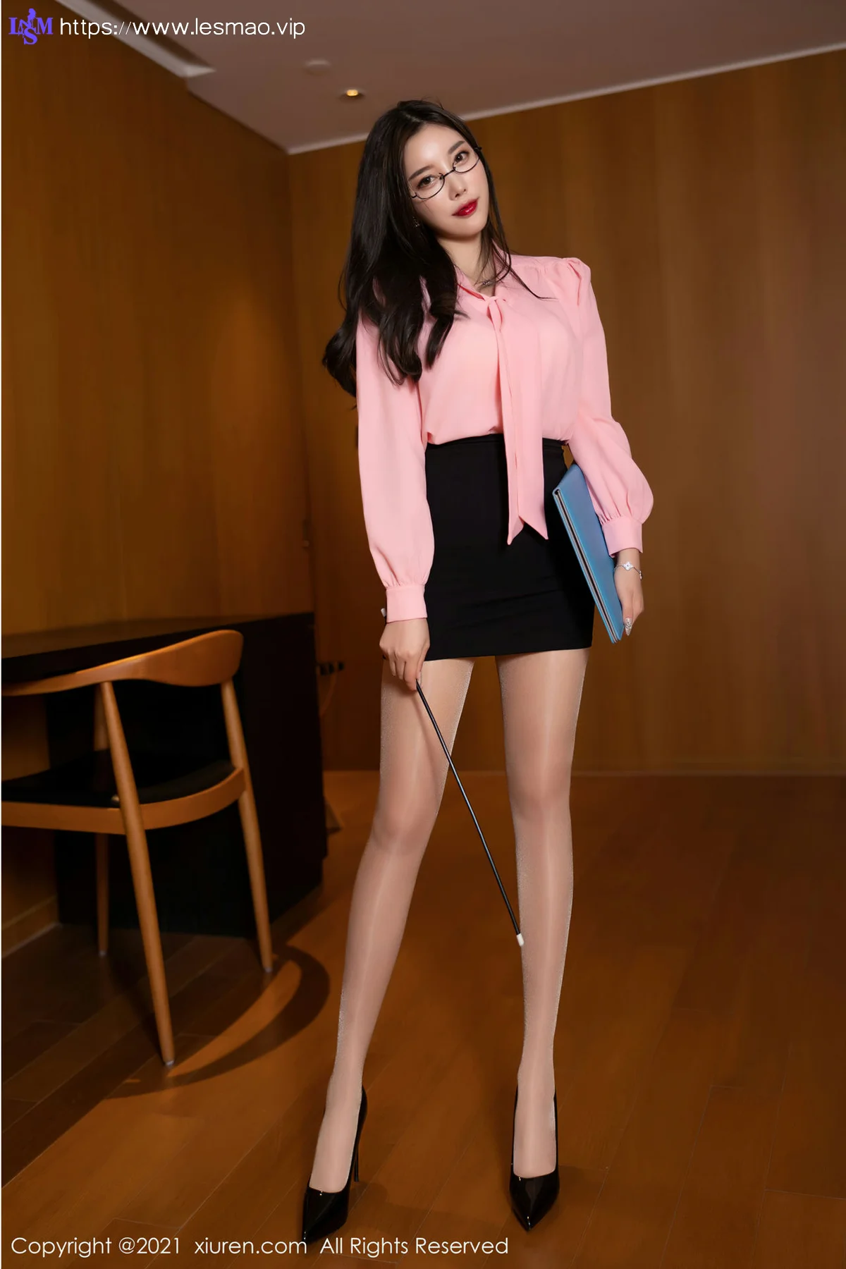 XiuRen 秀人 No.3811 粉色典雅秘书 杨晨晨Yome 私房写真111 - 1