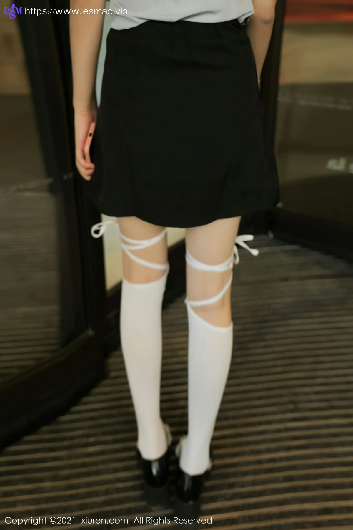 XiuRen 秀人 No.3918 summer宝宝 新人诱惑制服 - 8
