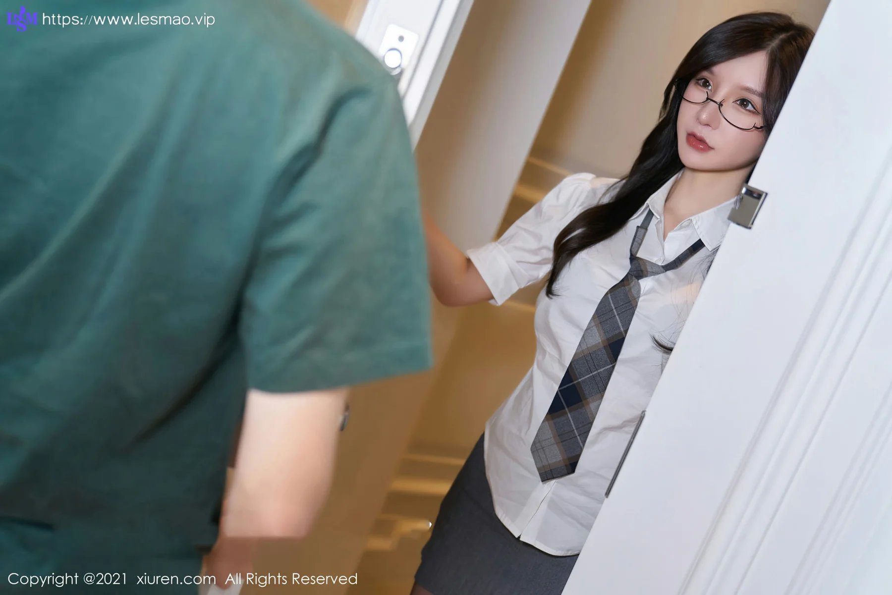 XiuRen 秀人 No.4005 眼镜OL剧情主题 周于希Sandy 性感写真11 - 1