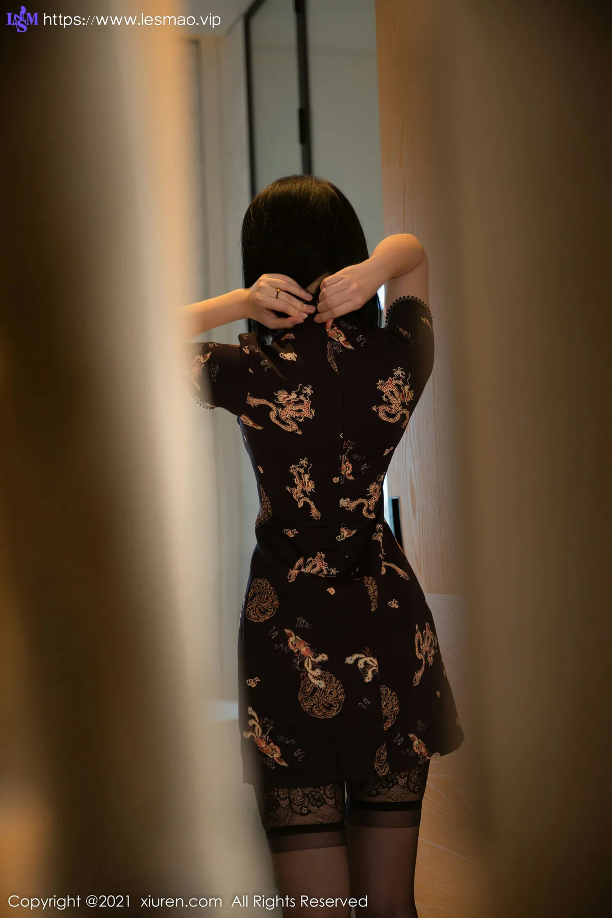 XiuRen 秀人 No.4334 柜里的秘密 一颗甜蛋黄a 性感写真1 - 5