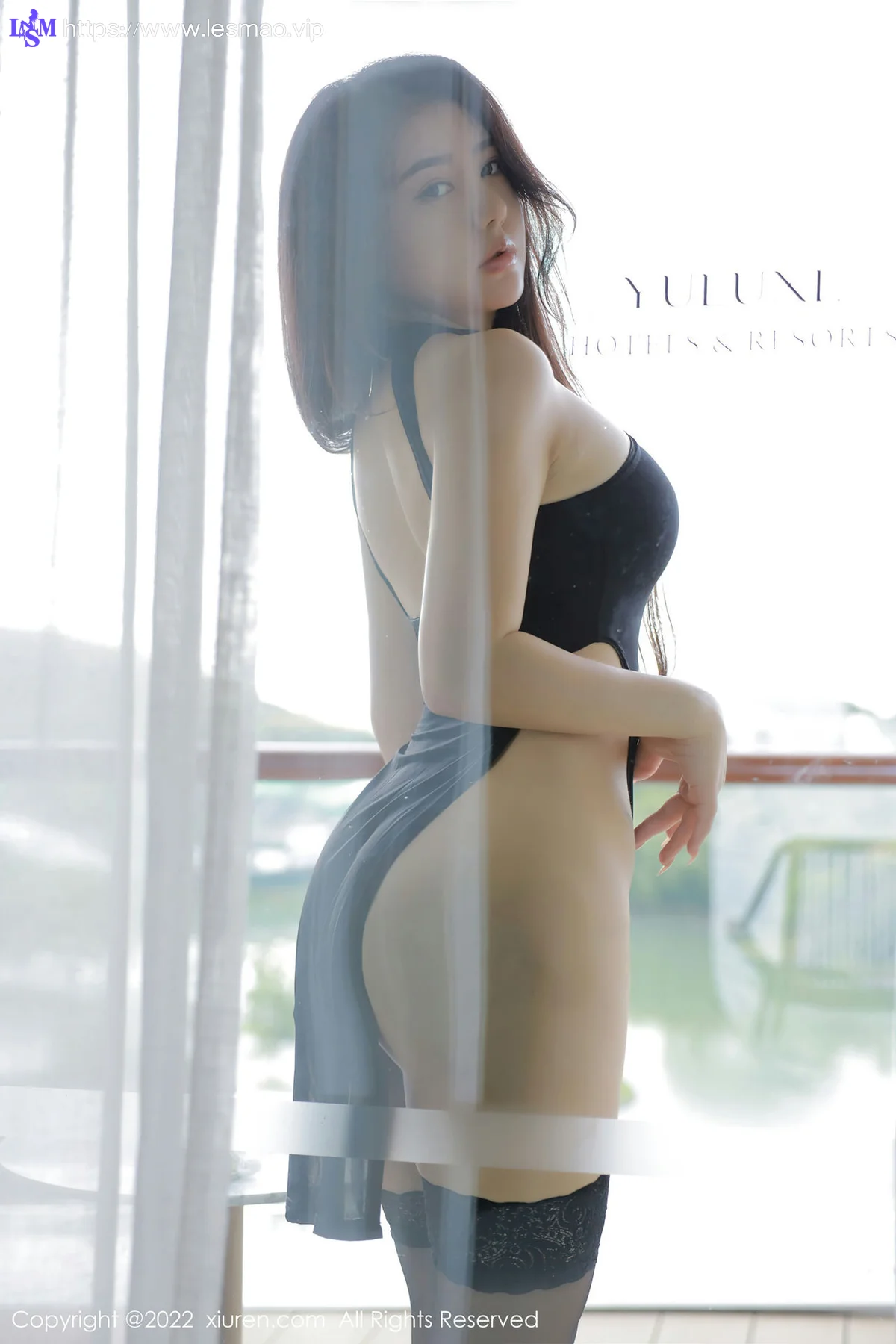 XiuRen 秀人 No.4433 浑圆美臀 Manuela玛鲁娜 九月旅拍 - 2