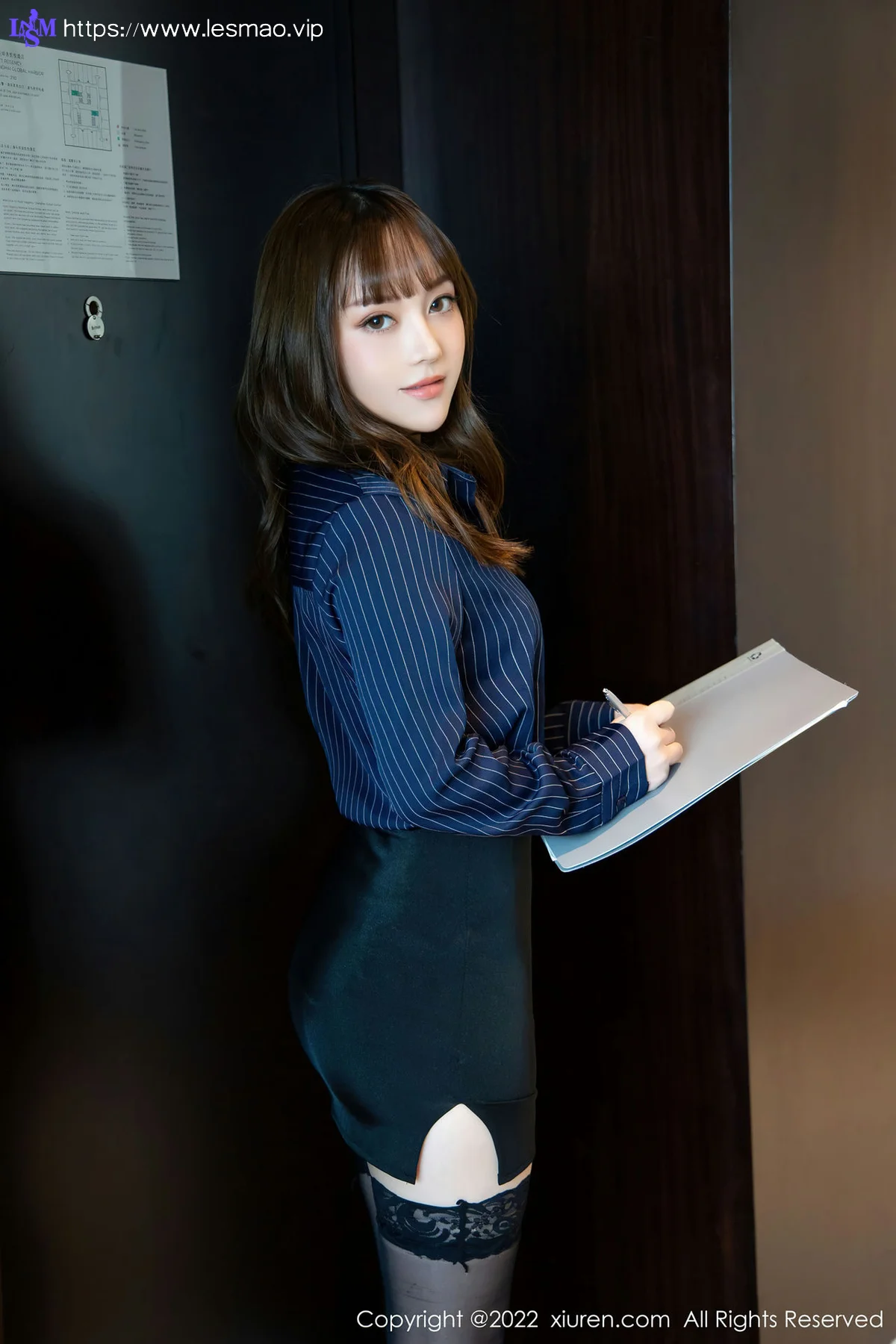 XiuRen 秀人 No.4579 魅惑黑丝 豆瓣酱 性感写真1 - 3