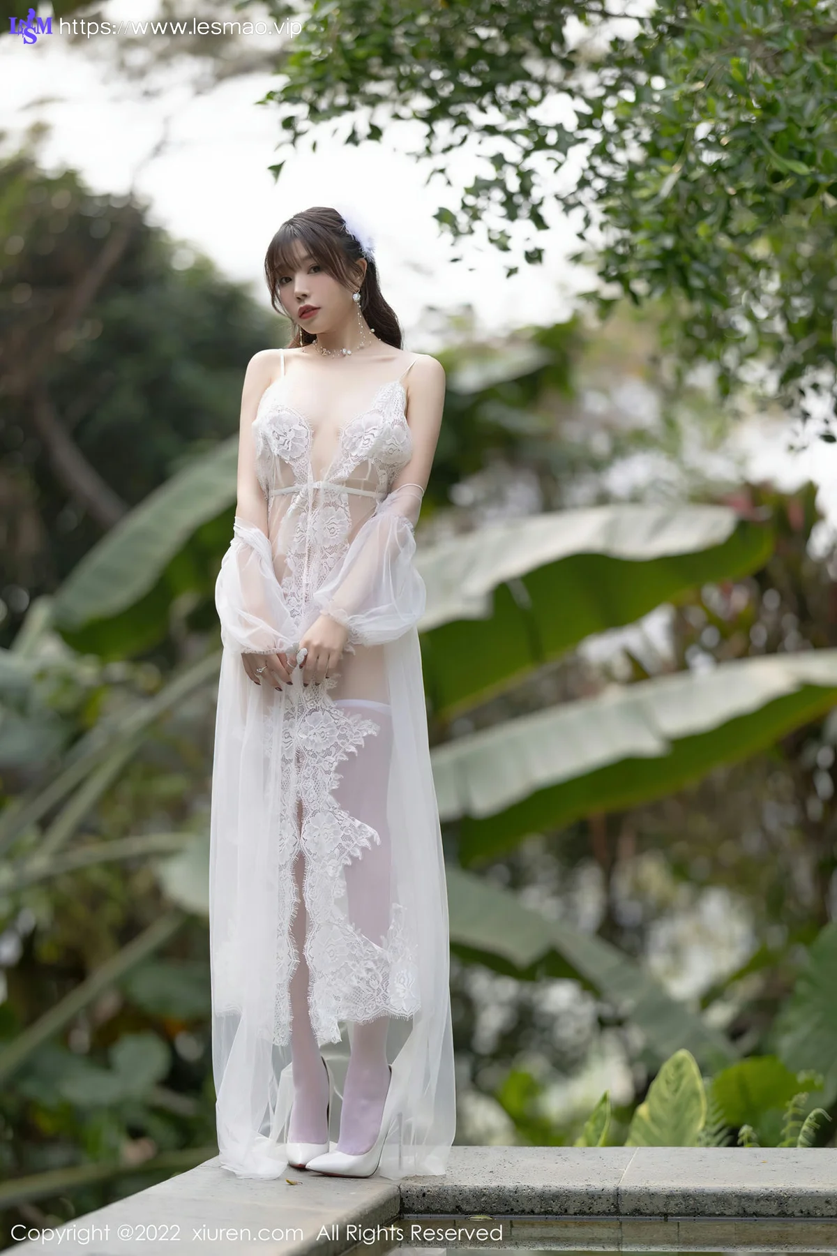 XiuRen 秀人 No.4704 轻透白色蕾丝 芝芝Booty 性感写真11 - 1