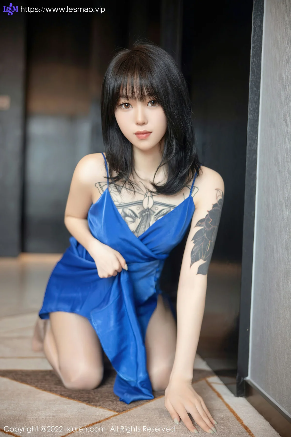 XiuRen 秀人 No.5165 奶瓶. 蓝色吊带裙性感写真11 - 7