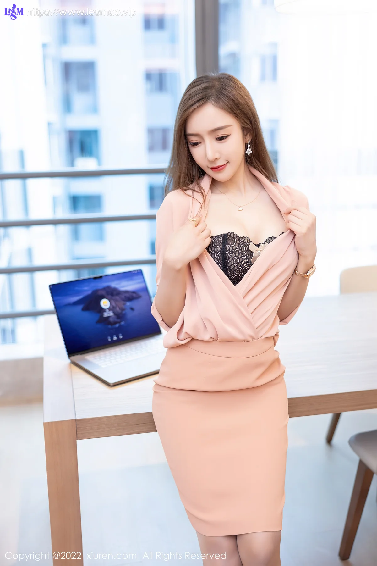 XiuRen 秀人 No.5257 性感御姐 王馨瑶yanni 性感写真1 - 10
