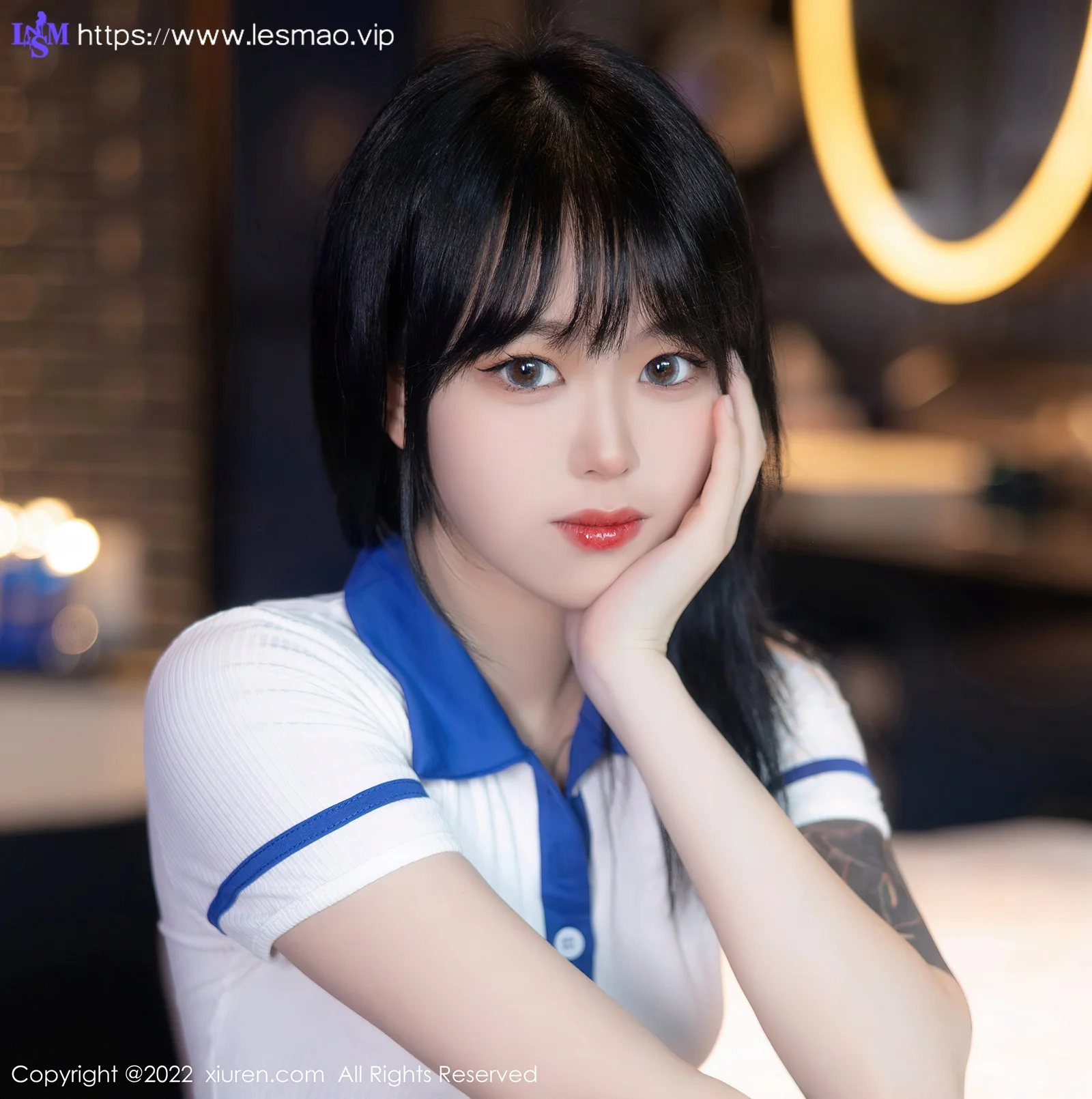 XiuRen 秀人 No.5291 白色水手服 奶瓶. 性感写真1 - 2