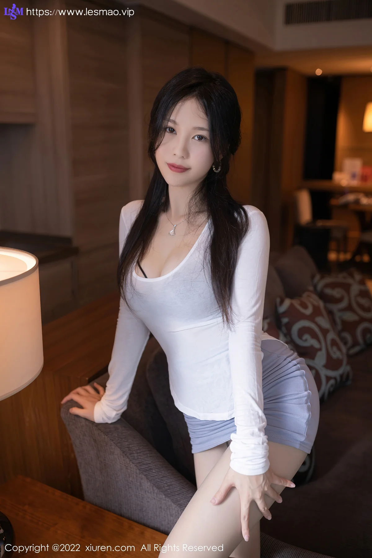 XiuRen 秀人 No.5305 灰色丝袜 利世 性感写真22 - 9