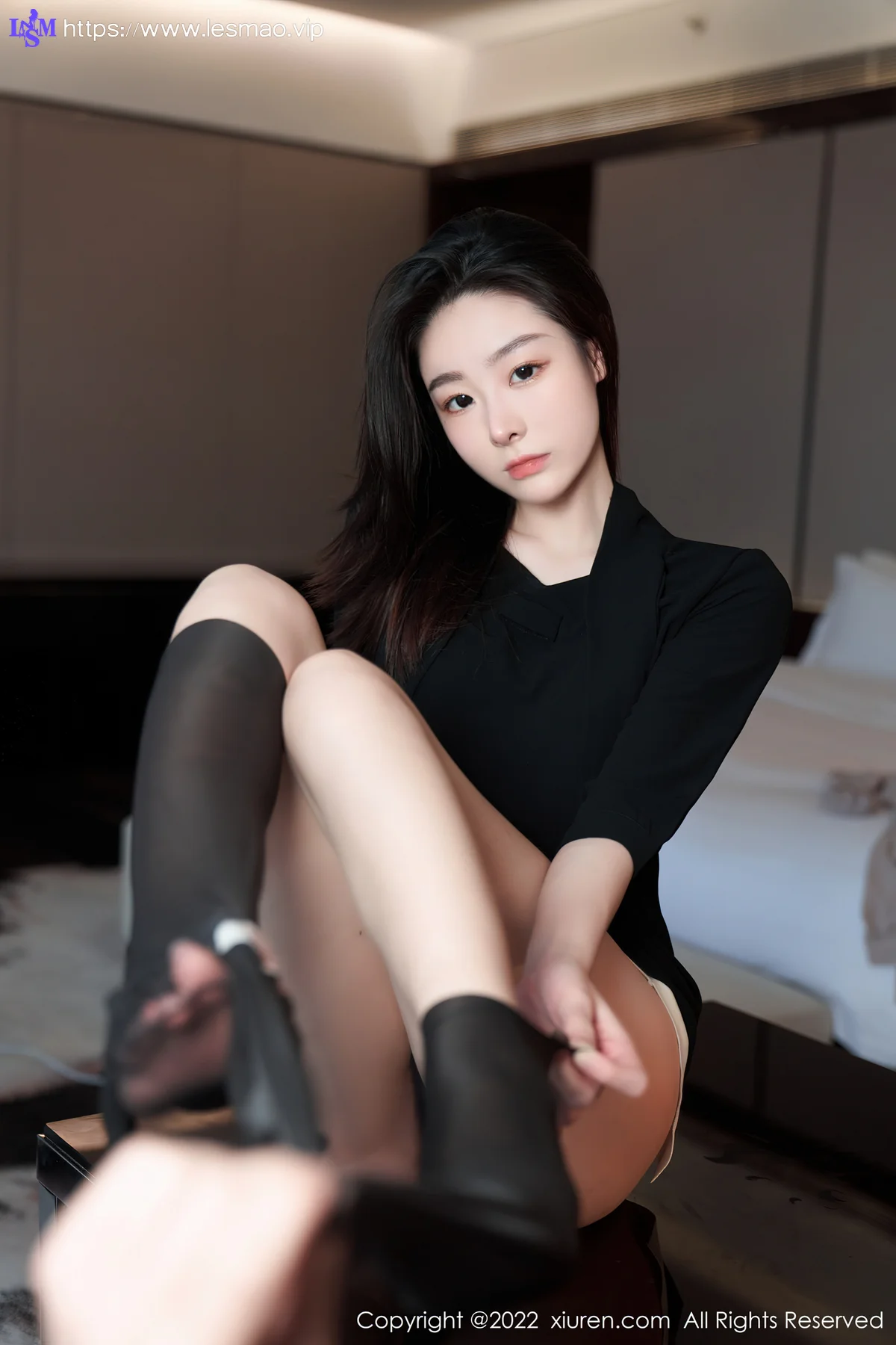 XiuRen 秀人 No.5312 是小逗逗 黑丝翘臀 - 4