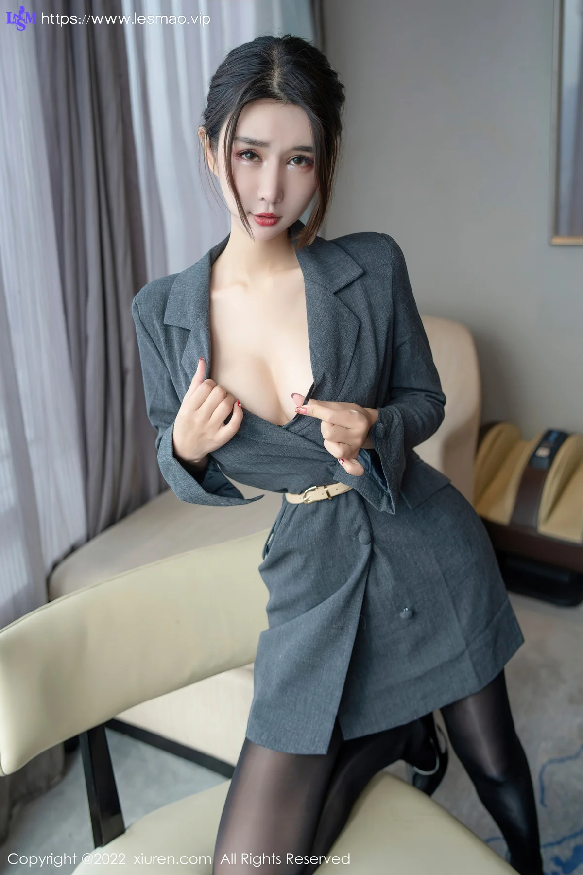 XiuRen 秀人 No.5332 OL风E罩杯大灯  夏沫沫tifa 性感写真222 - 1