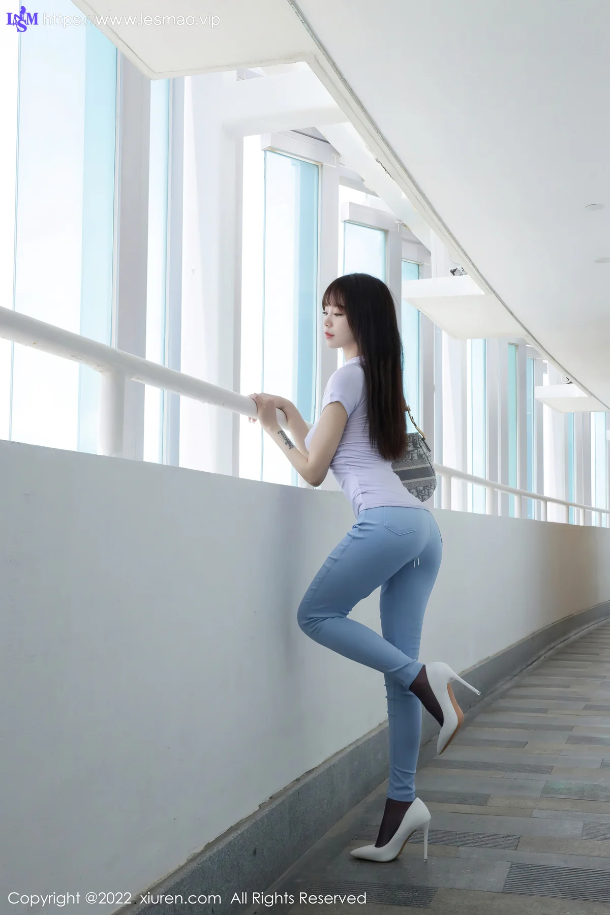 XiuRen 秀人 No.5384 紫色丝袜 佘贝拉bella 三亚旅拍 - 4