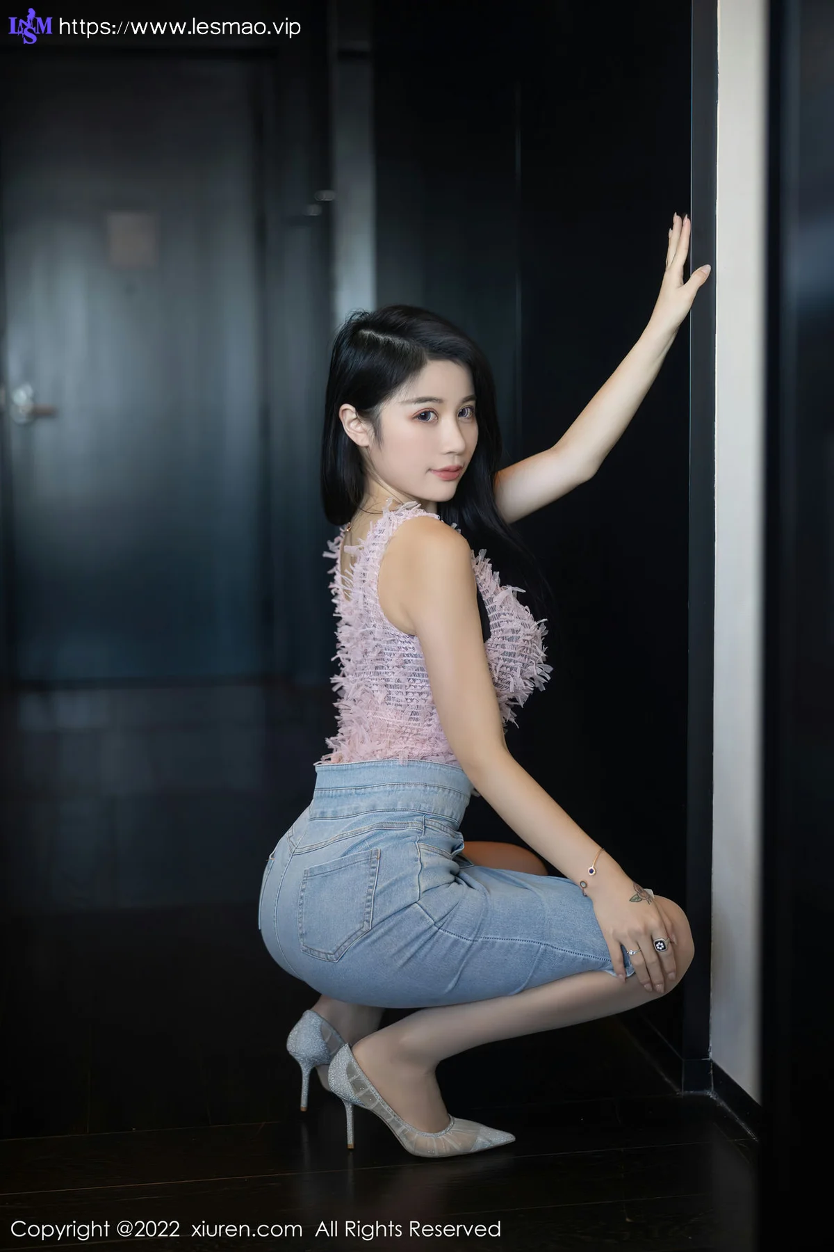 XiuRen 秀人 No.5489 原色丝袜 美七Mia 西双版纳旅拍 - 6