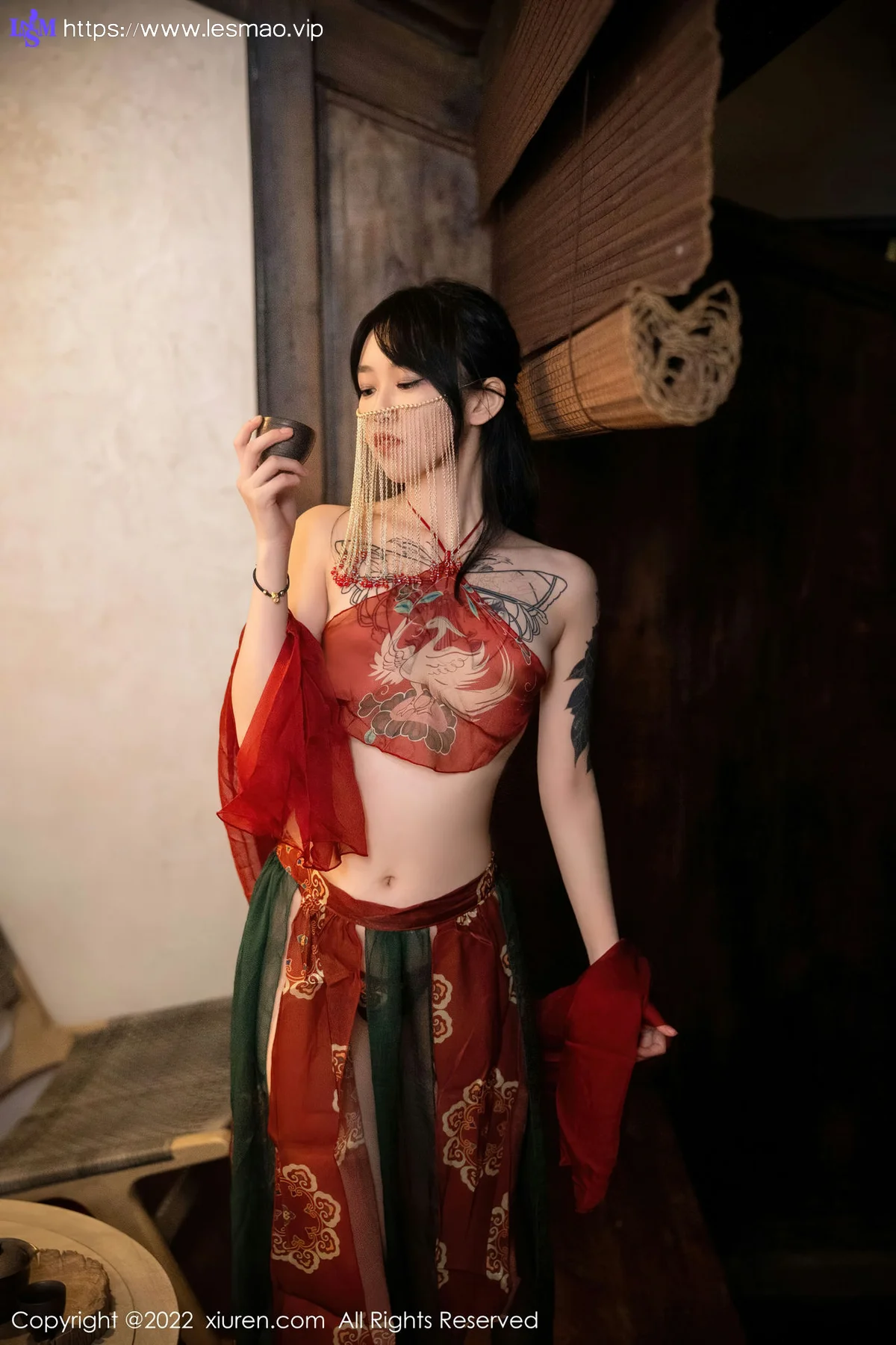 XiuRen 秀人 No.5527 红色古装服饰 奶瓶. 大理旅拍 - 4