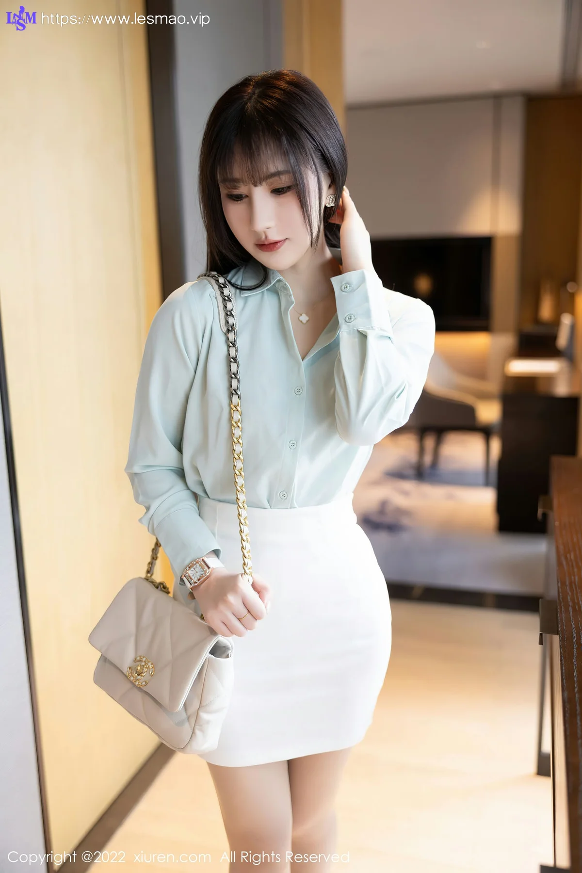 XiuRen 秀人 No.5555 白色短裙 张欣欣 性感写真11 - 3