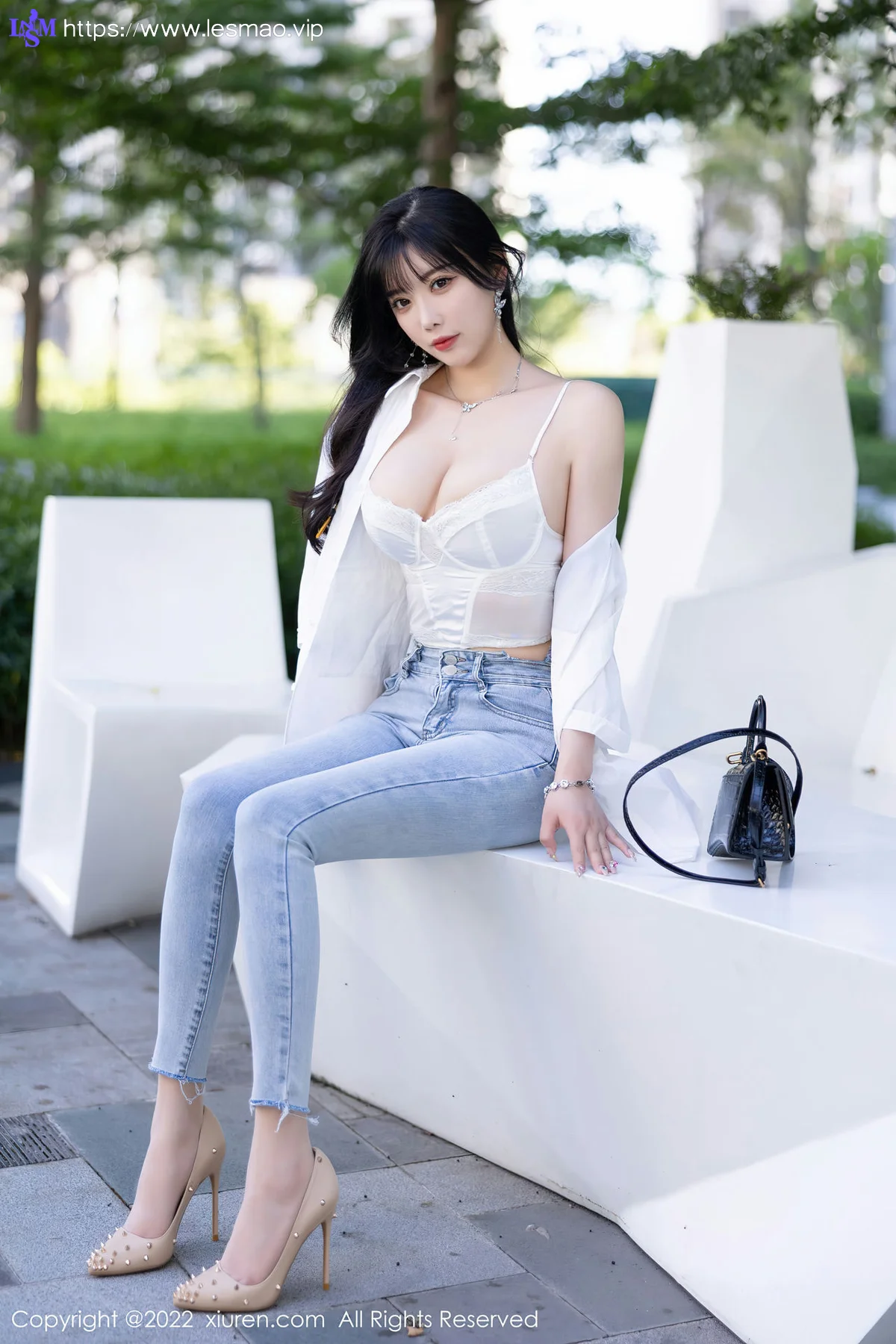XiuRen 秀人 No.5614 杨晨晨Yome 丰腴身材私房写真2 - 2