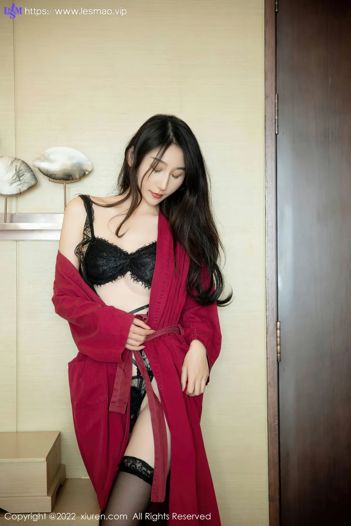 XiuRen 秀人 No.5624 薇薇酱 新人首套写真红色浴袍 - 2