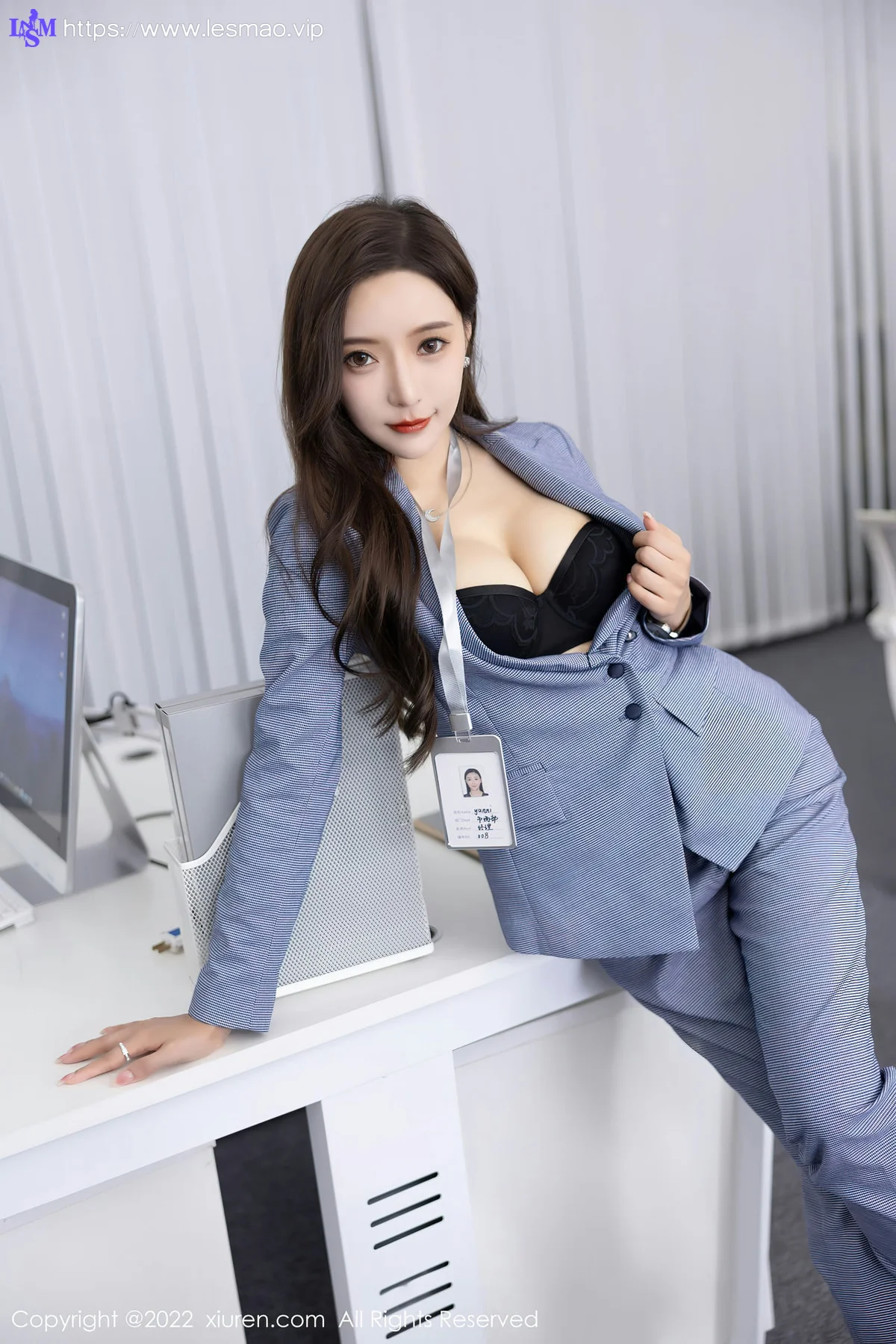 XiuRen 秀人 No.5629 王馨瑶yanni 灰色职业装性感写真22 - 8