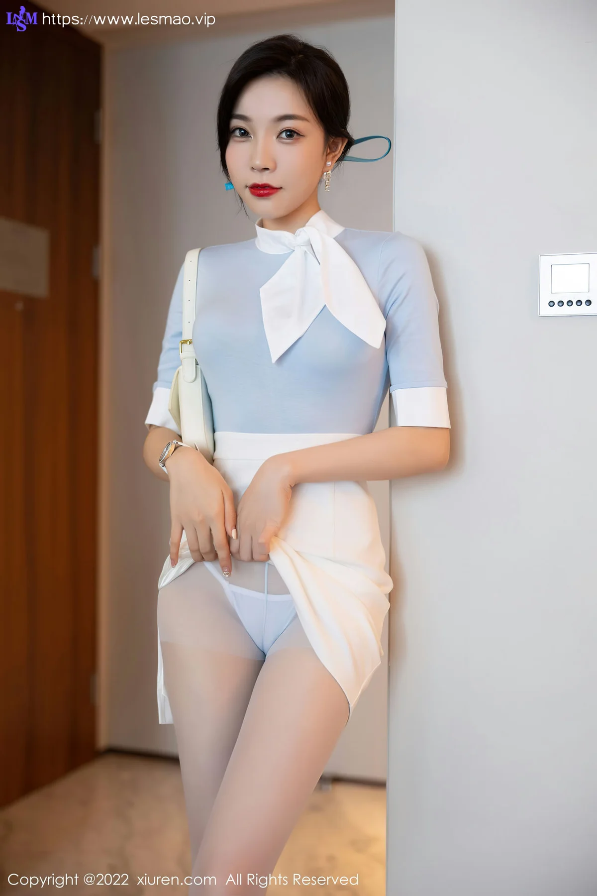 XiuRen 秀人 No.5643 徐莉芝Booty 娇美身段性感十足性感写真1 - 2