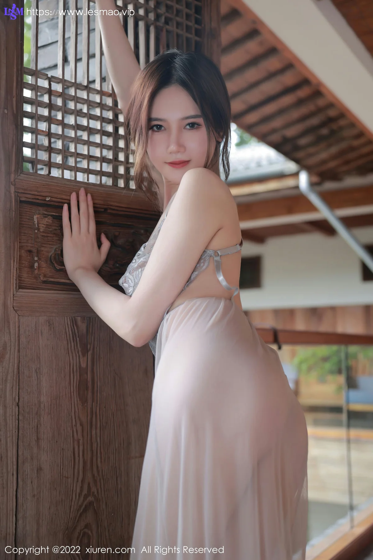 XiuRen 秀人 No.5660 古月小同学 浅色薄纱吊带长裙性感写真3 - 6