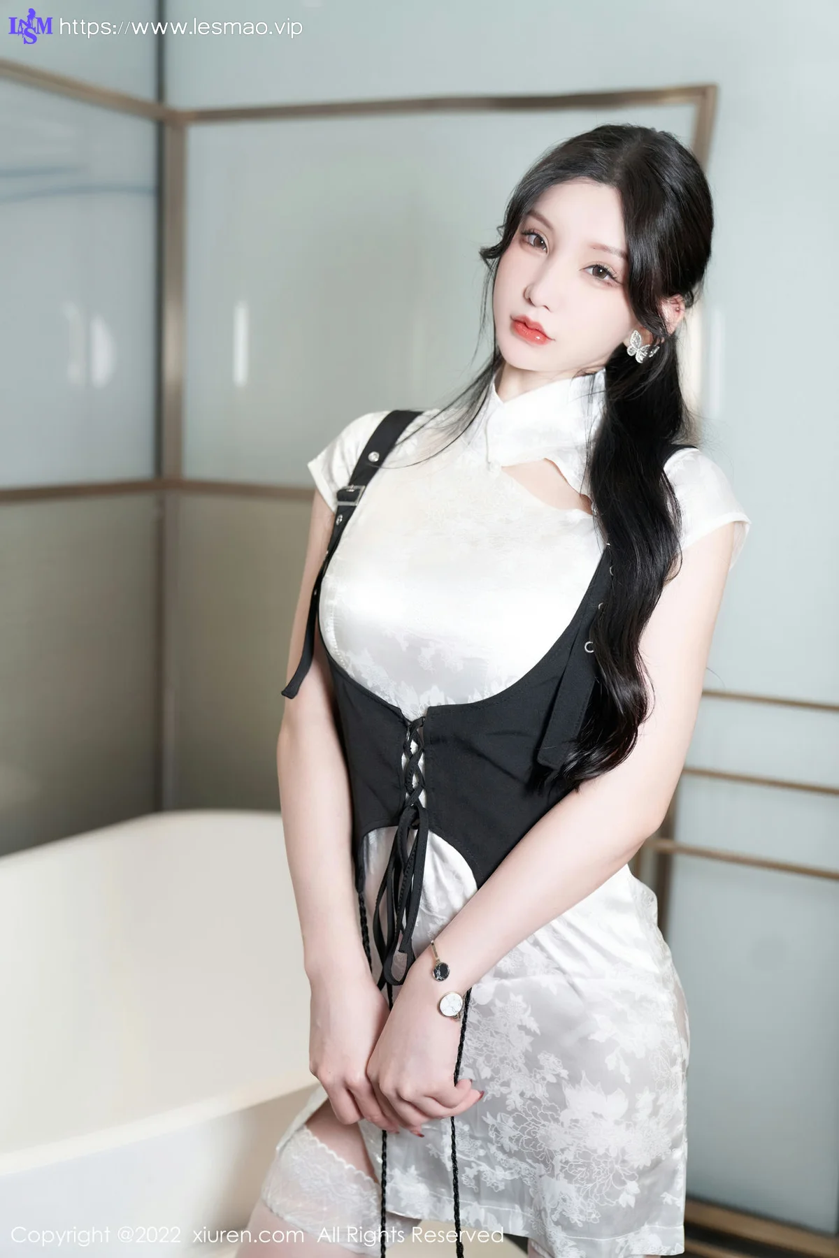 XiuRen 秀人 No.5701 周于希Sally 诱人白色丝袜成都-珠海心愿旅拍 - 2