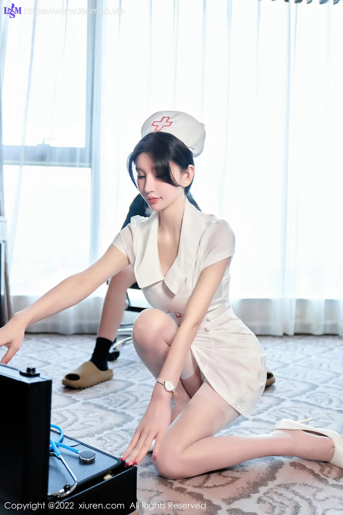 XiuRen 秀人 No.5746  周于希Sally 角色扮演贴身护士成都珠海心愿旅拍 - 5