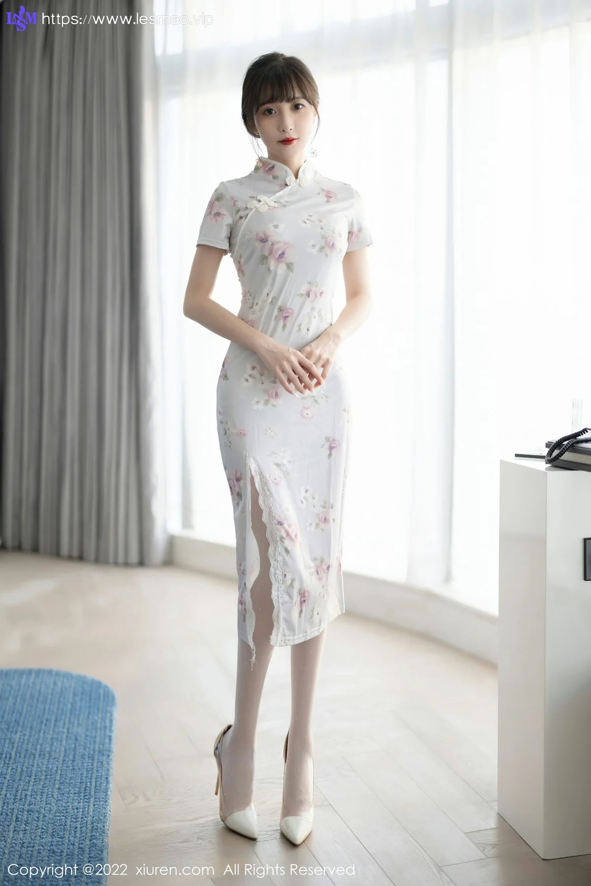 XiuRen 秀人 No.5757 林星阑 花纹图案旗袍性感写真 - 1