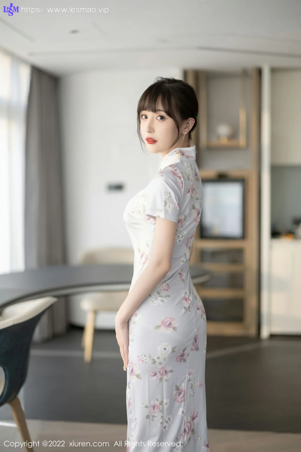 XiuRen 秀人 No.5757 林星阑 花纹图案旗袍性感写真 - 3